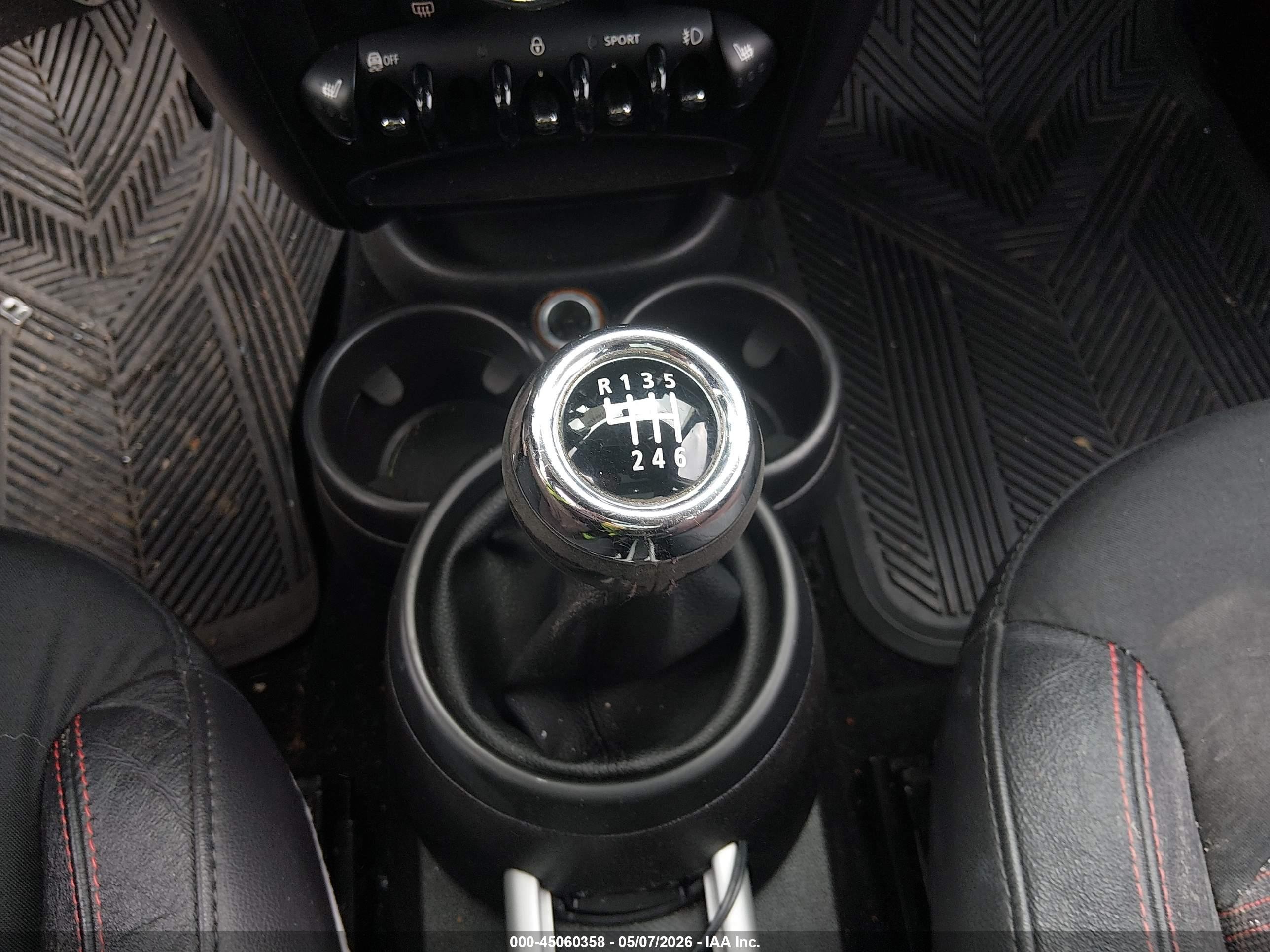 2013 Mini Countryman Cooper S Silver vin: WMWZC3C50DWM28397