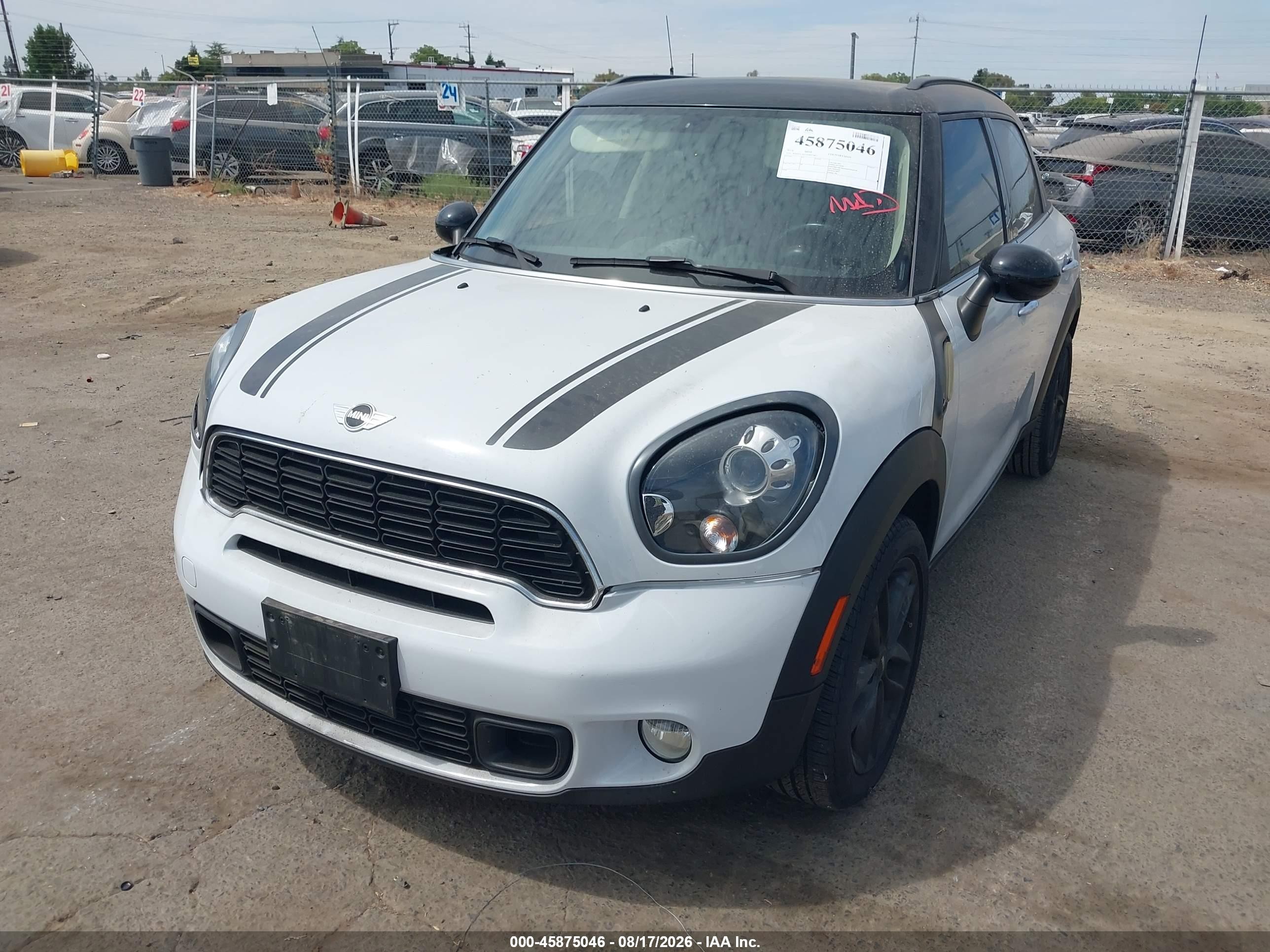 2014 Mini Countryman Cooper S White vin: WMWZC3C51EWP25857
