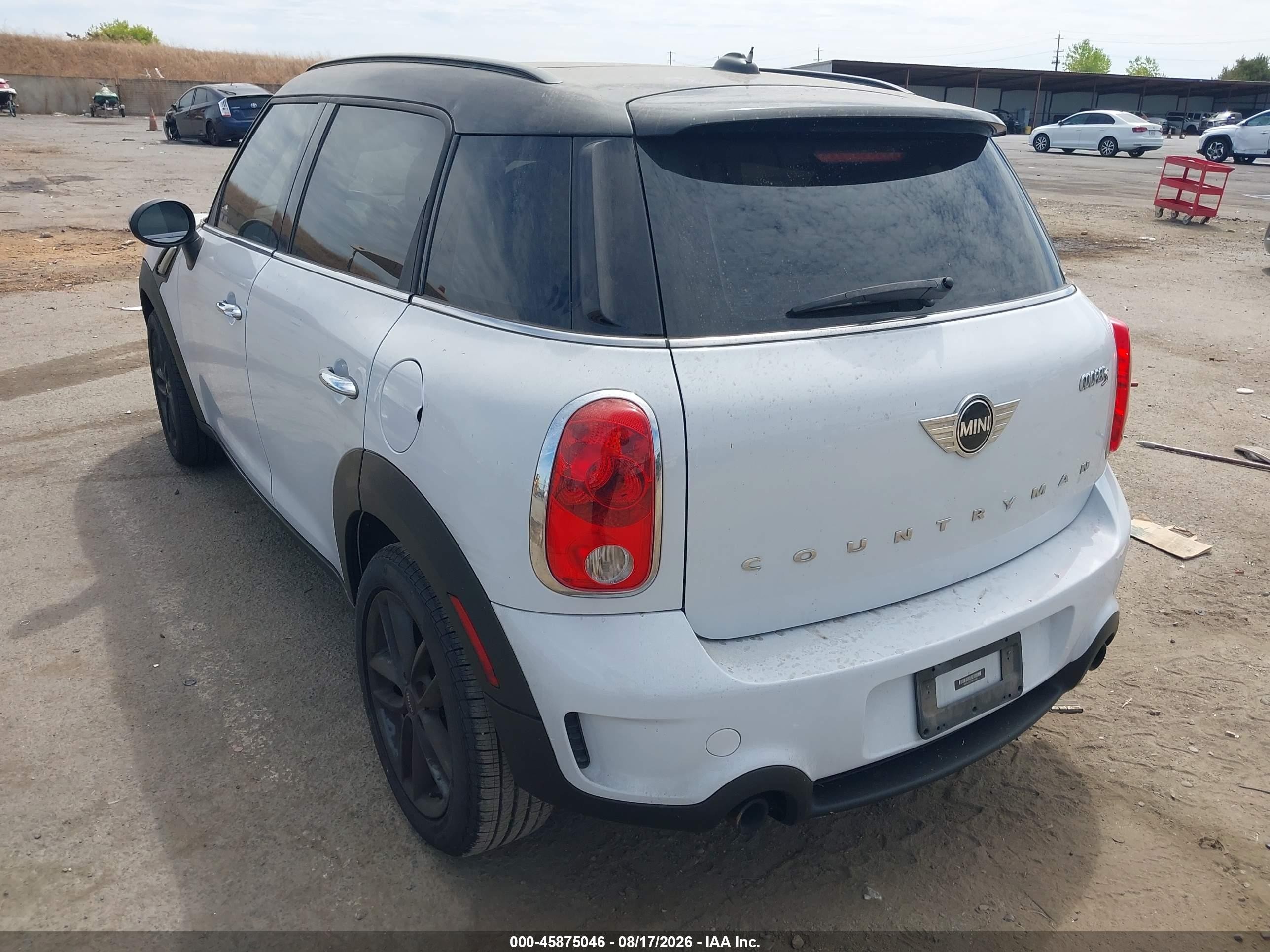 2014 Mini Countryman Cooper S White vin: WMWZC3C51EWP25857