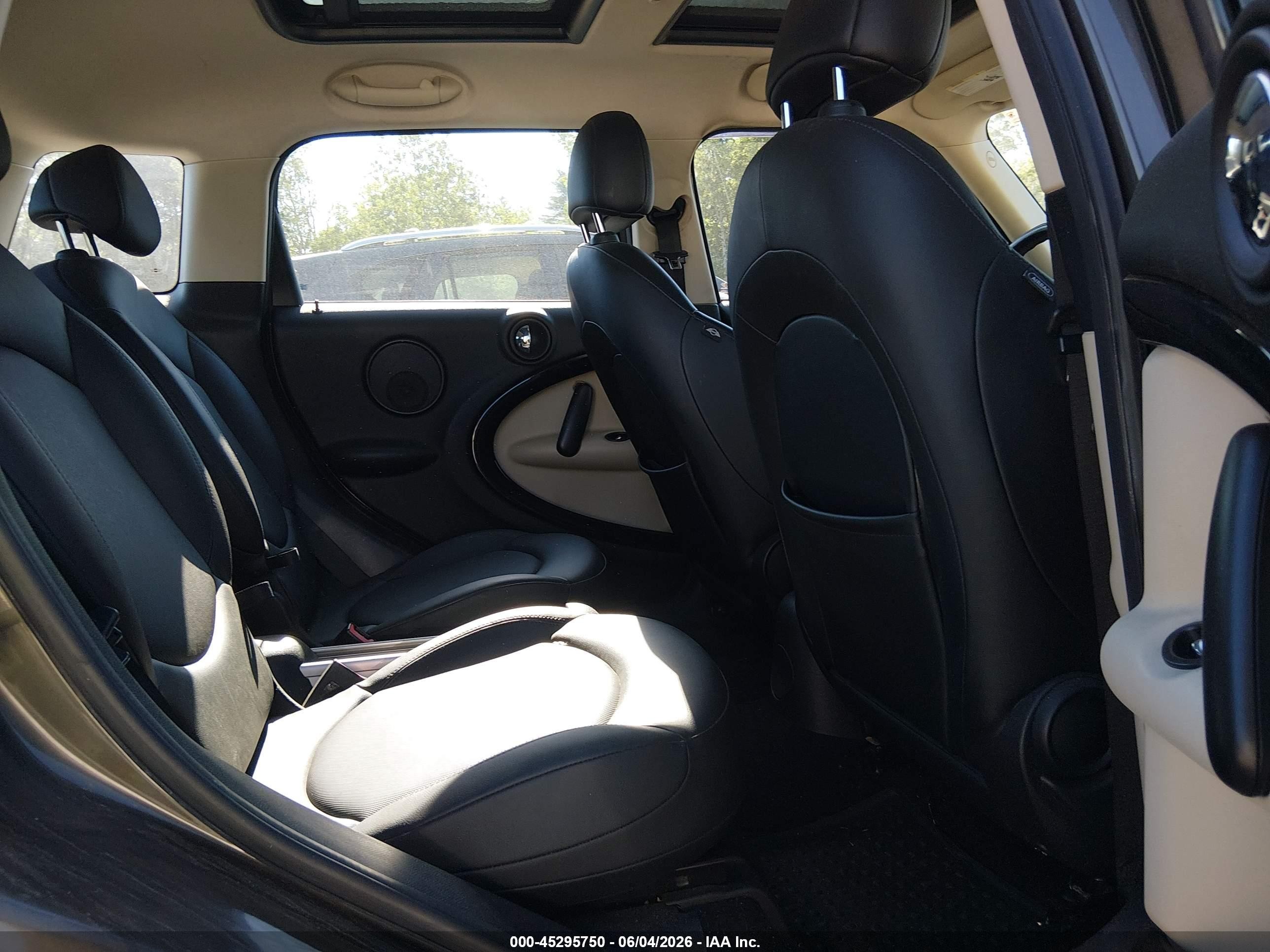 2012 Mini Cooper S Countryman   Black vin: WMWZC3C52CWL82442