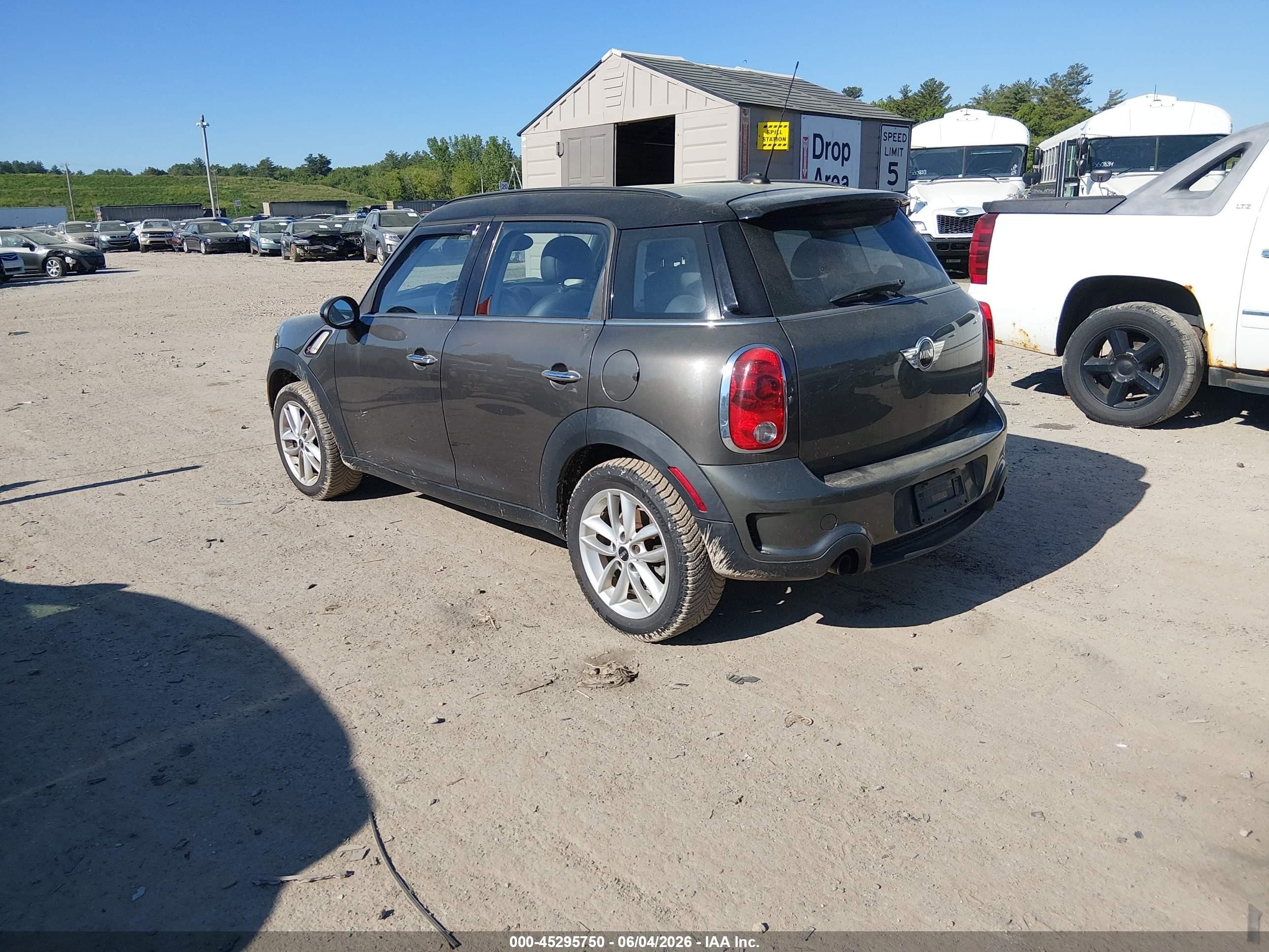 2012 Mini Cooper S Countryman   Black vin: WMWZC3C52CWL82442