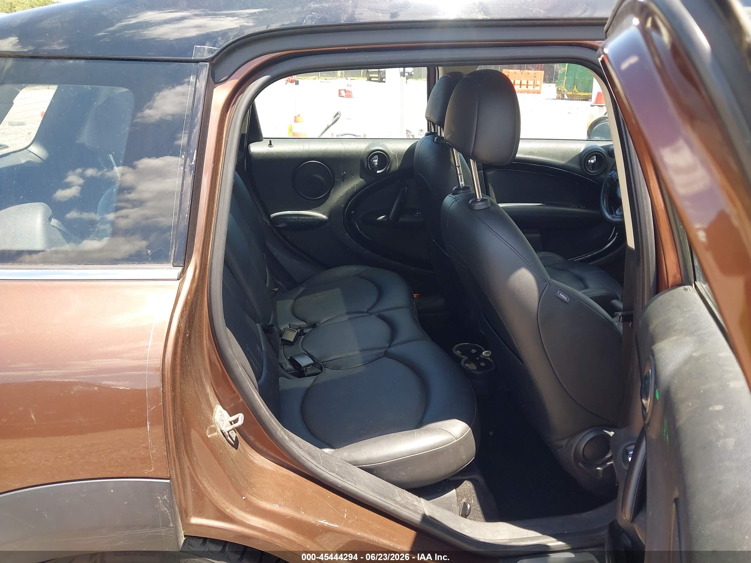 2014 Mini Countryman Cooper S Brown vin: WMWZC3C52EWP25396