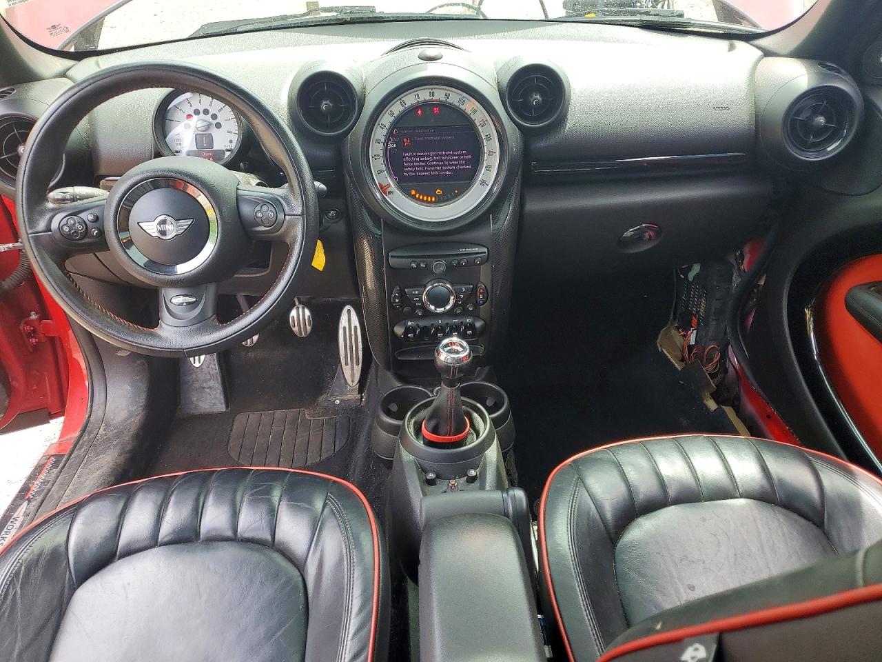 2014 Mini Cooper S Countryman Red vin: WMWZC3C52EWP52582