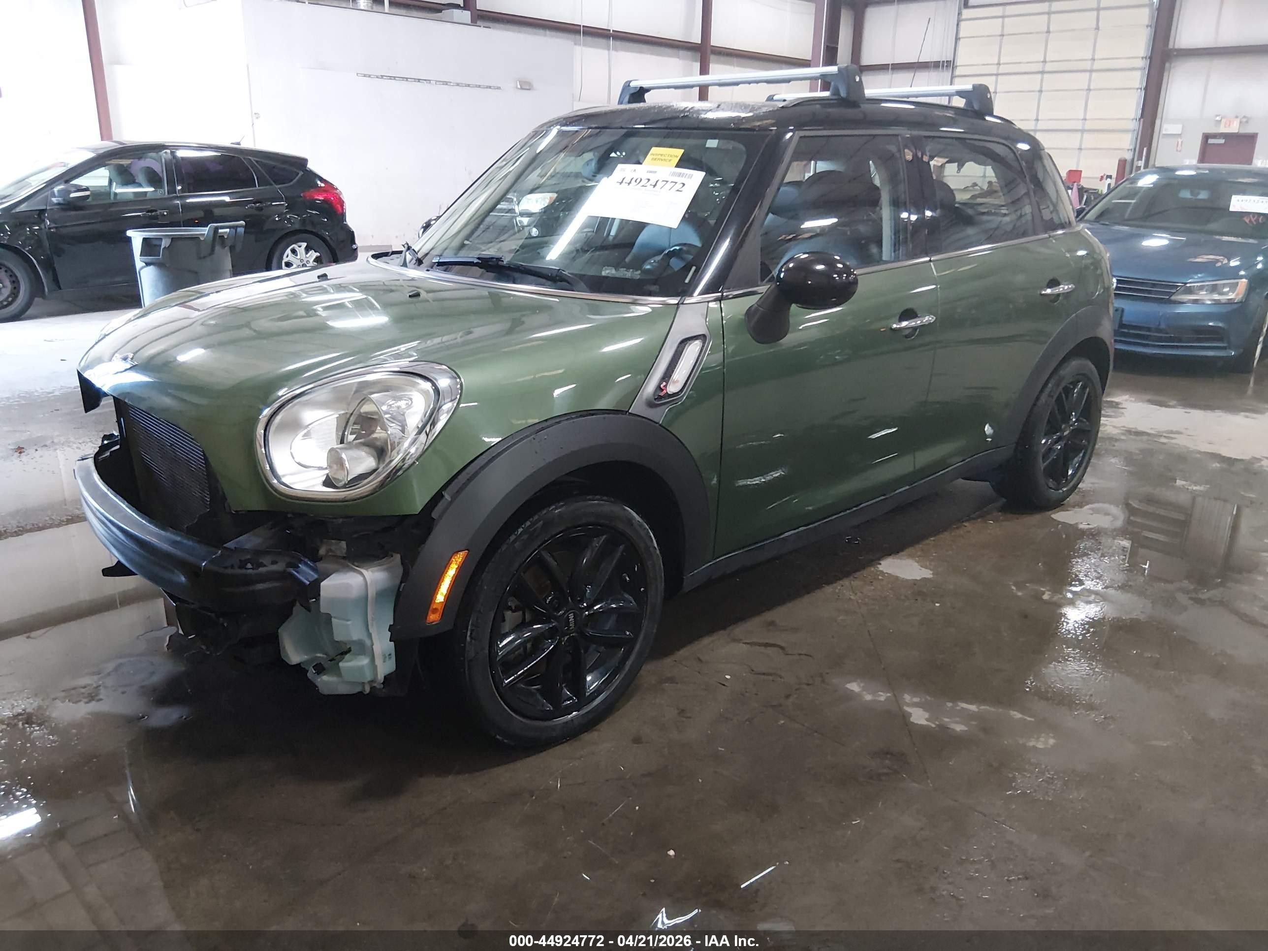 2015 Mini Countryman Cooper S Green vin: WMWZC3C52FWT02495