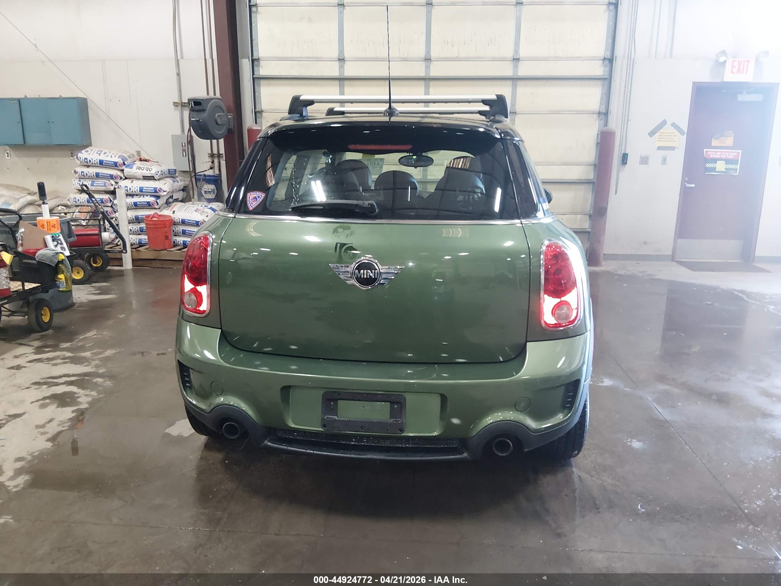 2015 Mini Countryman Cooper S Green vin: WMWZC3C52FWT02495