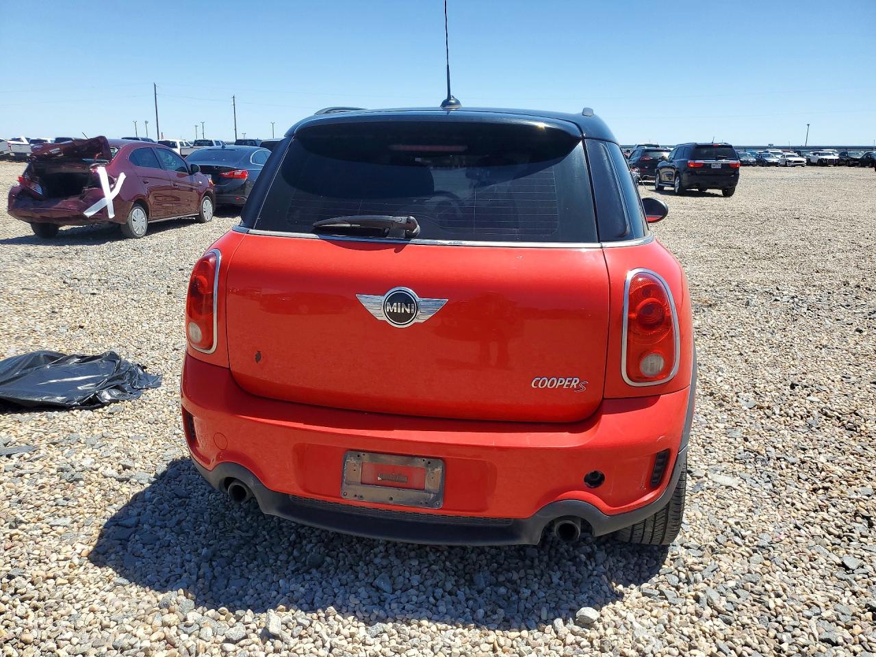 2012 Mini Cooper S Countryman Red vin: WMWZC3C53CWM27677