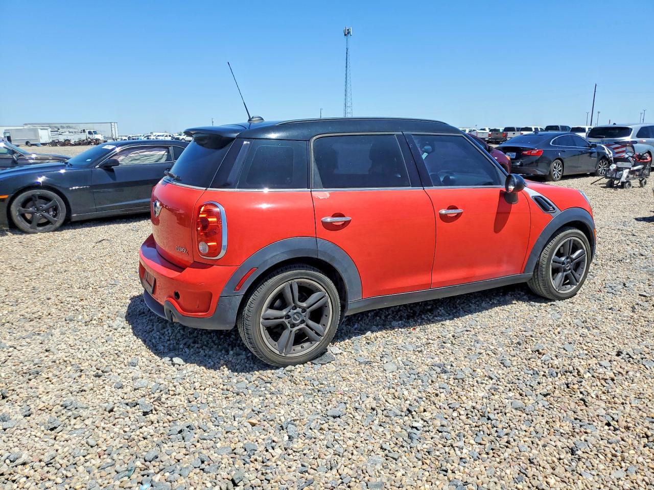2012 Mini Cooper S Countryman Red vin: WMWZC3C53CWM27677