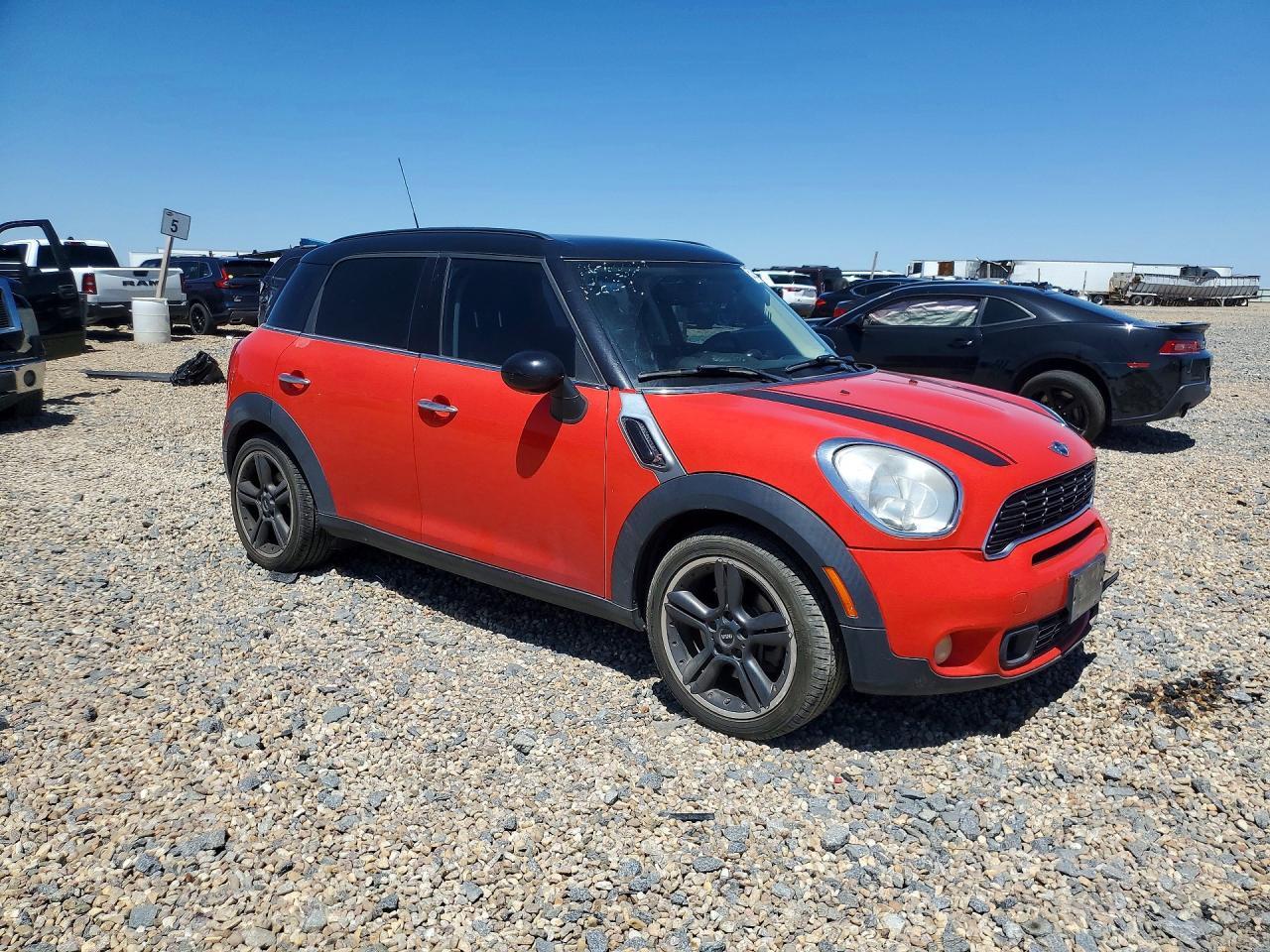 2012 Mini Cooper S Countryman Red vin: WMWZC3C53CWM27677