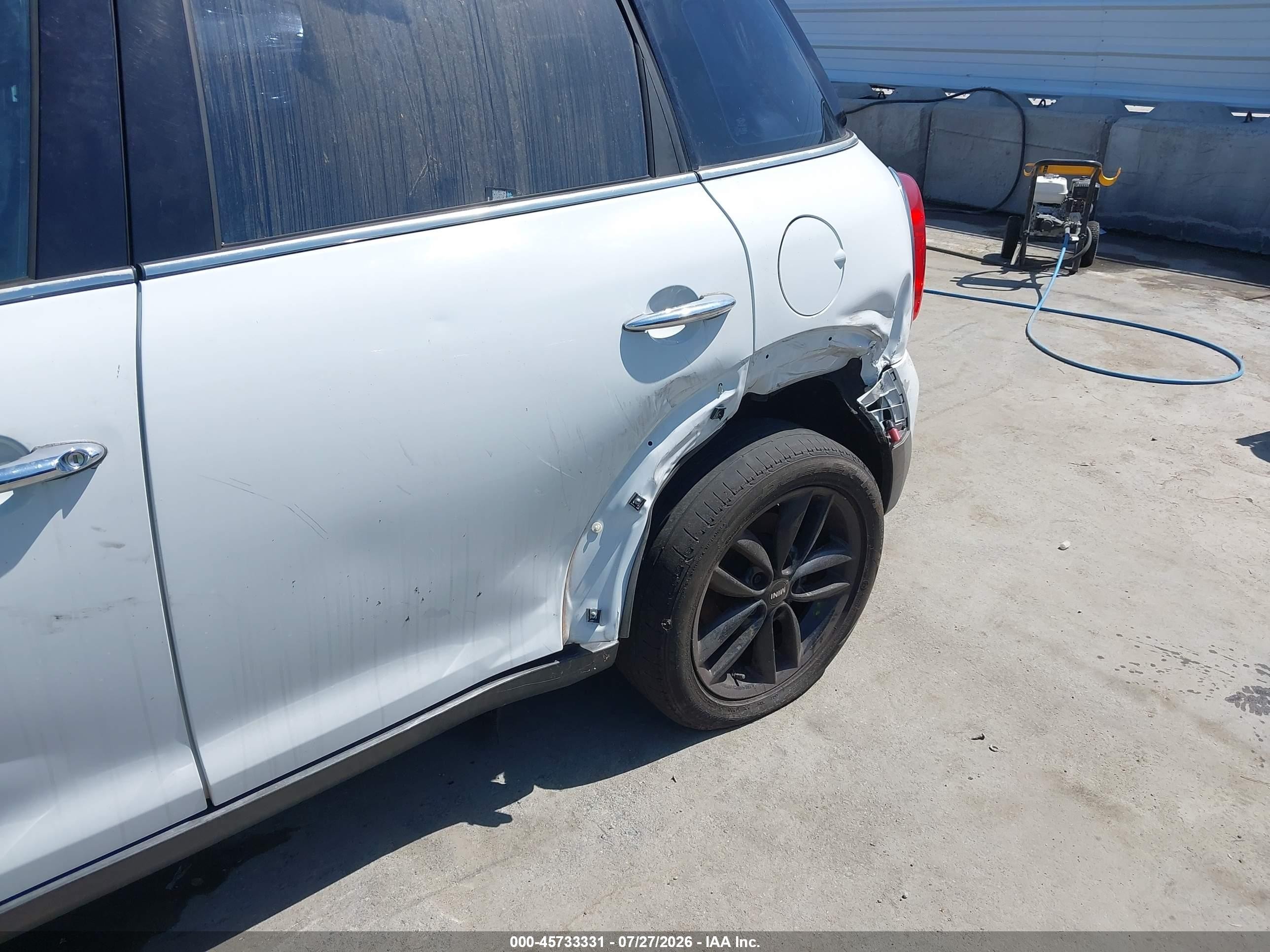 2012 Mini Cooper S Countryman White vin: WMWZC3C53CWM27940