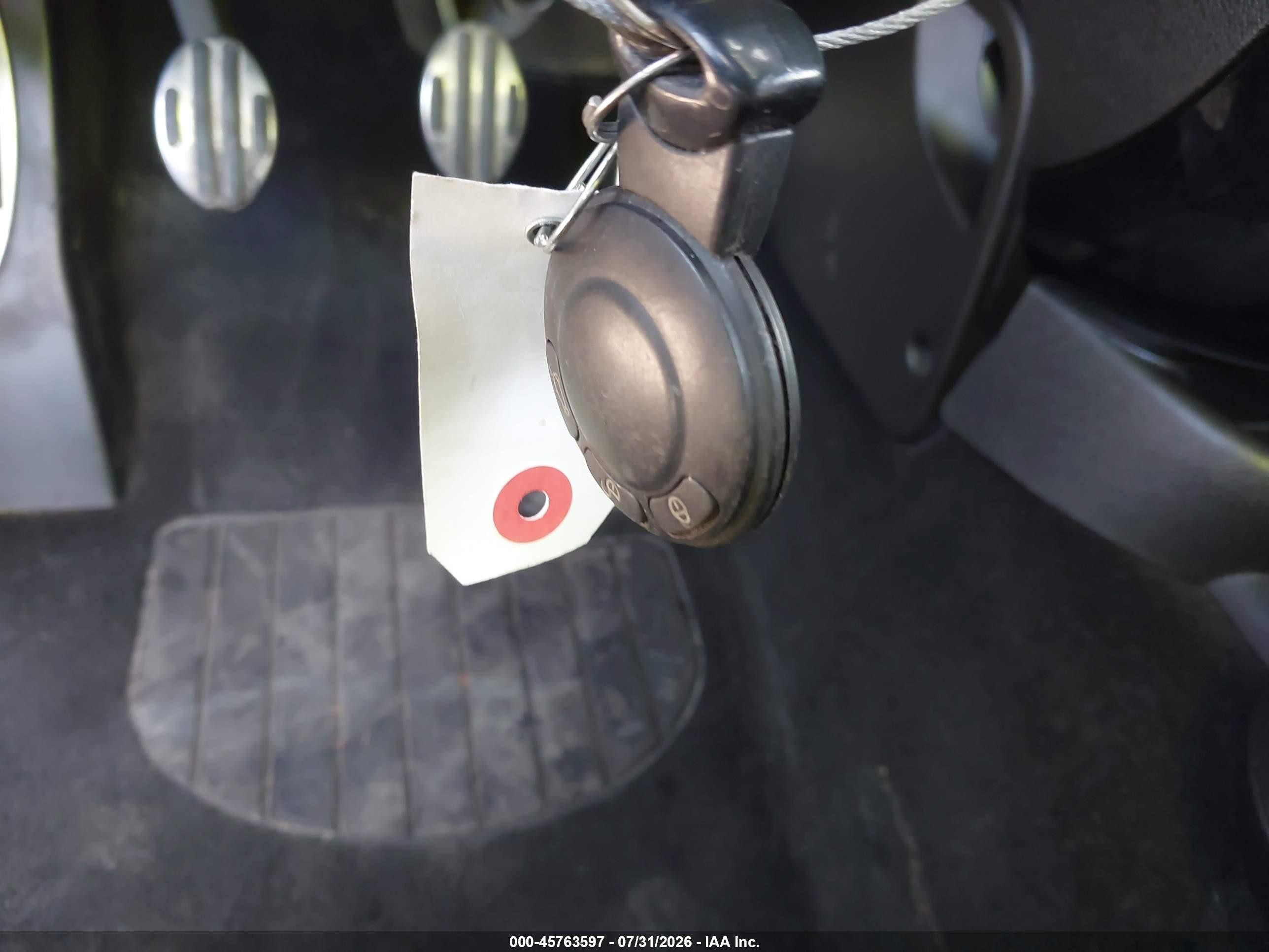 2013 Mini Countryman Cooper S White vin: WMWZC3C53DWP51178