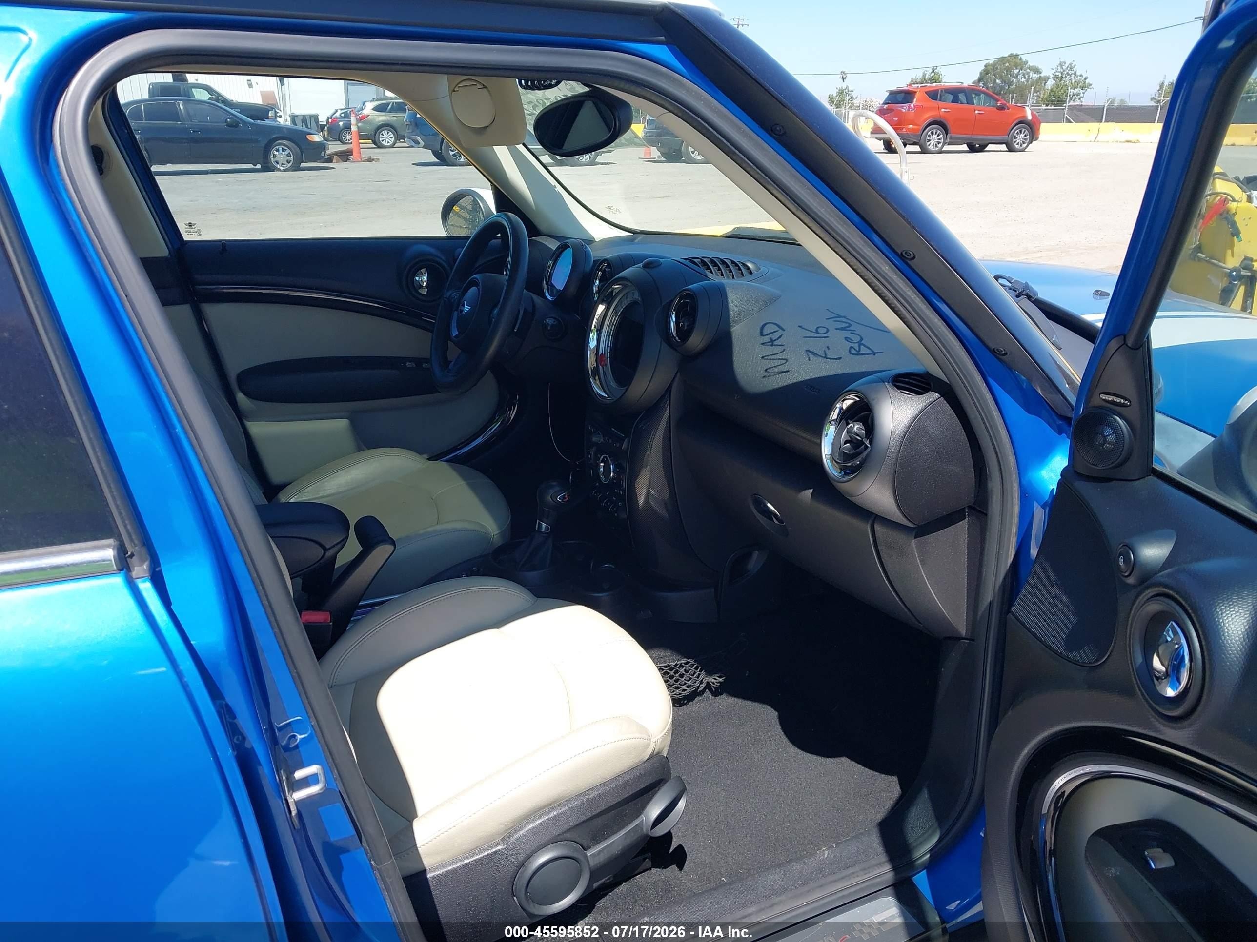 2014 Mini Countryman Cooper S Blue vin: WMWZC3C53EWP25956