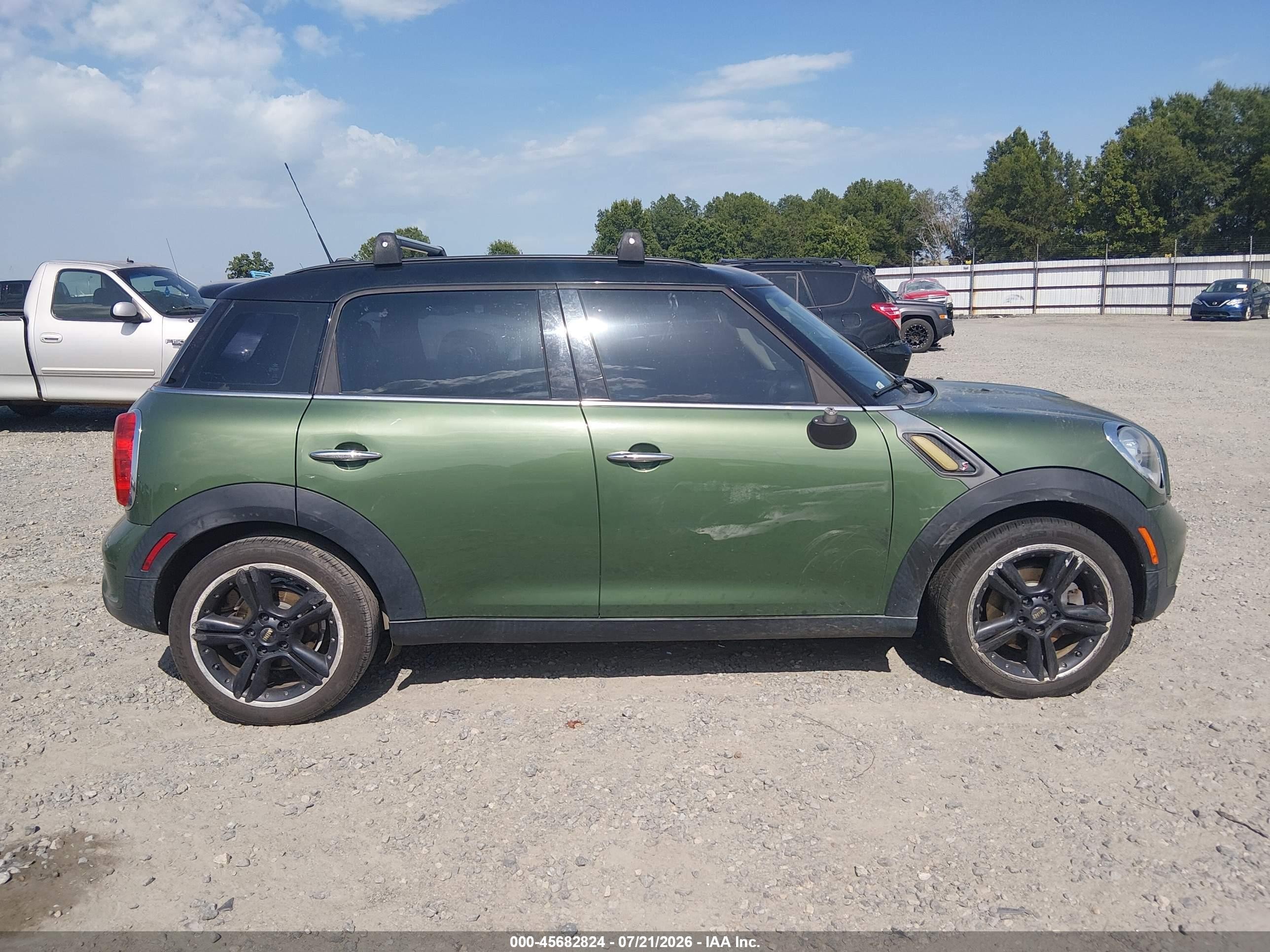 2015 Mini Countryman Cooper S Зеленый vin: WMWZC3C53FWT03509