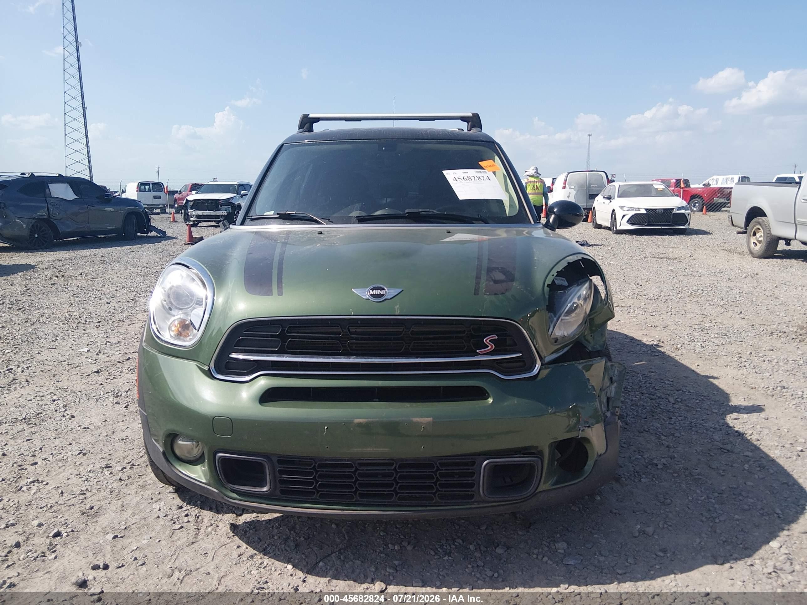 2015 Mini Countryman Cooper S Зеленый vin: WMWZC3C53FWT03509