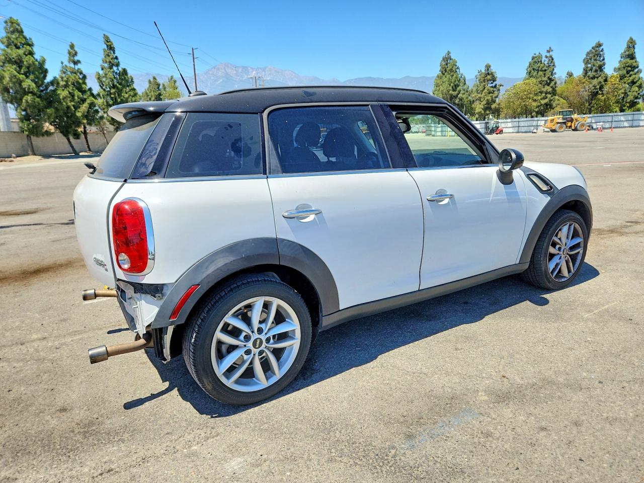 2012 Mini Cooper S Countryman White vin: WMWZC3C54CWL82281