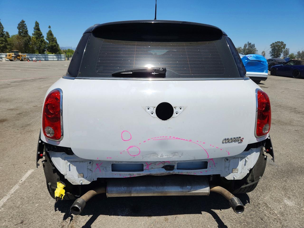 2012 Mini Cooper S Countryman White vin: WMWZC3C54CWL82281