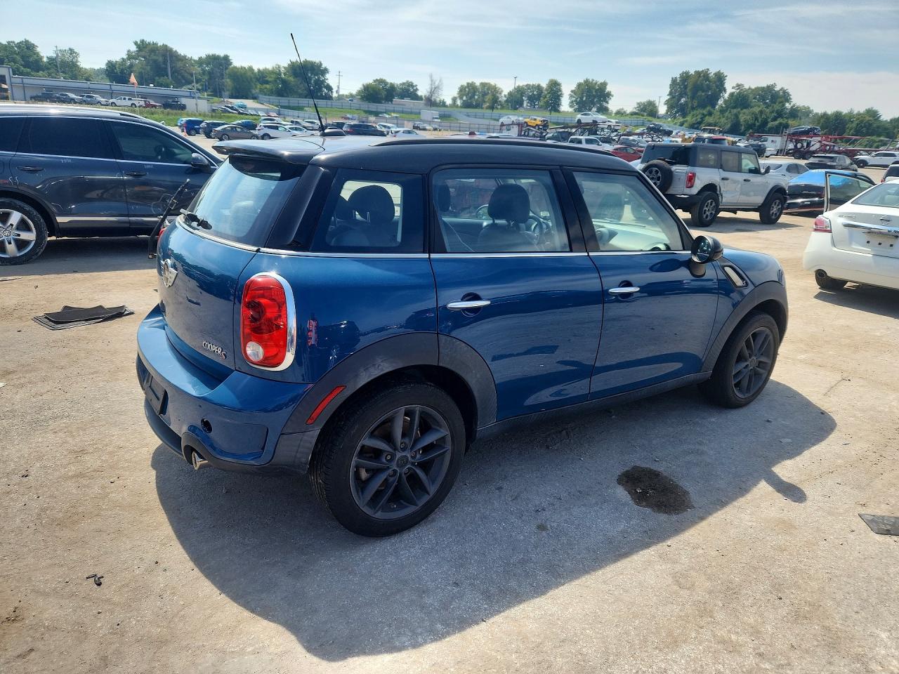 2012 Mini Cooper S Countryman Blue vin: WMWZC3C54CWL86475