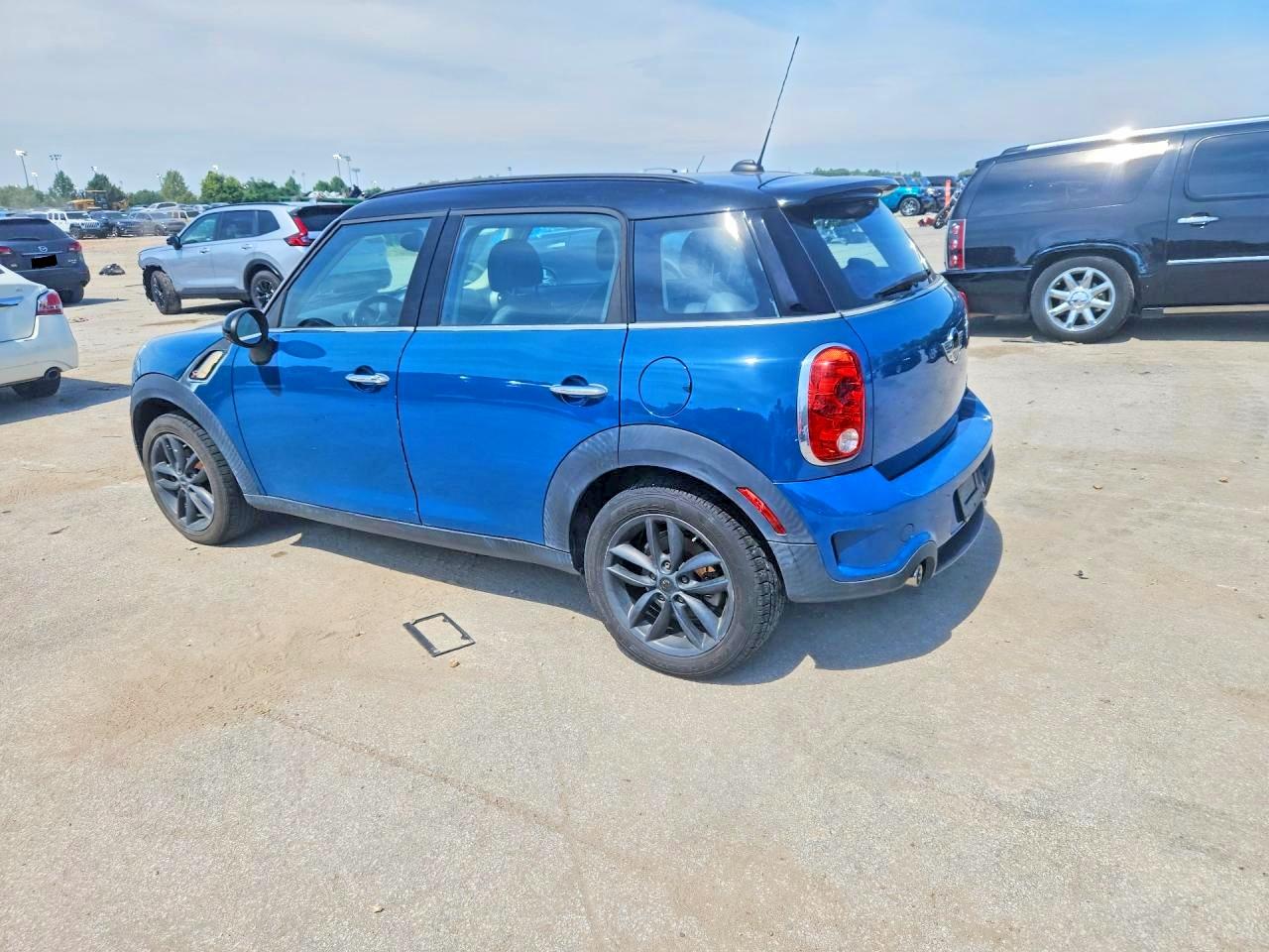 2012 Mini Cooper S Countryman Blue vin: WMWZC3C54CWL86475
