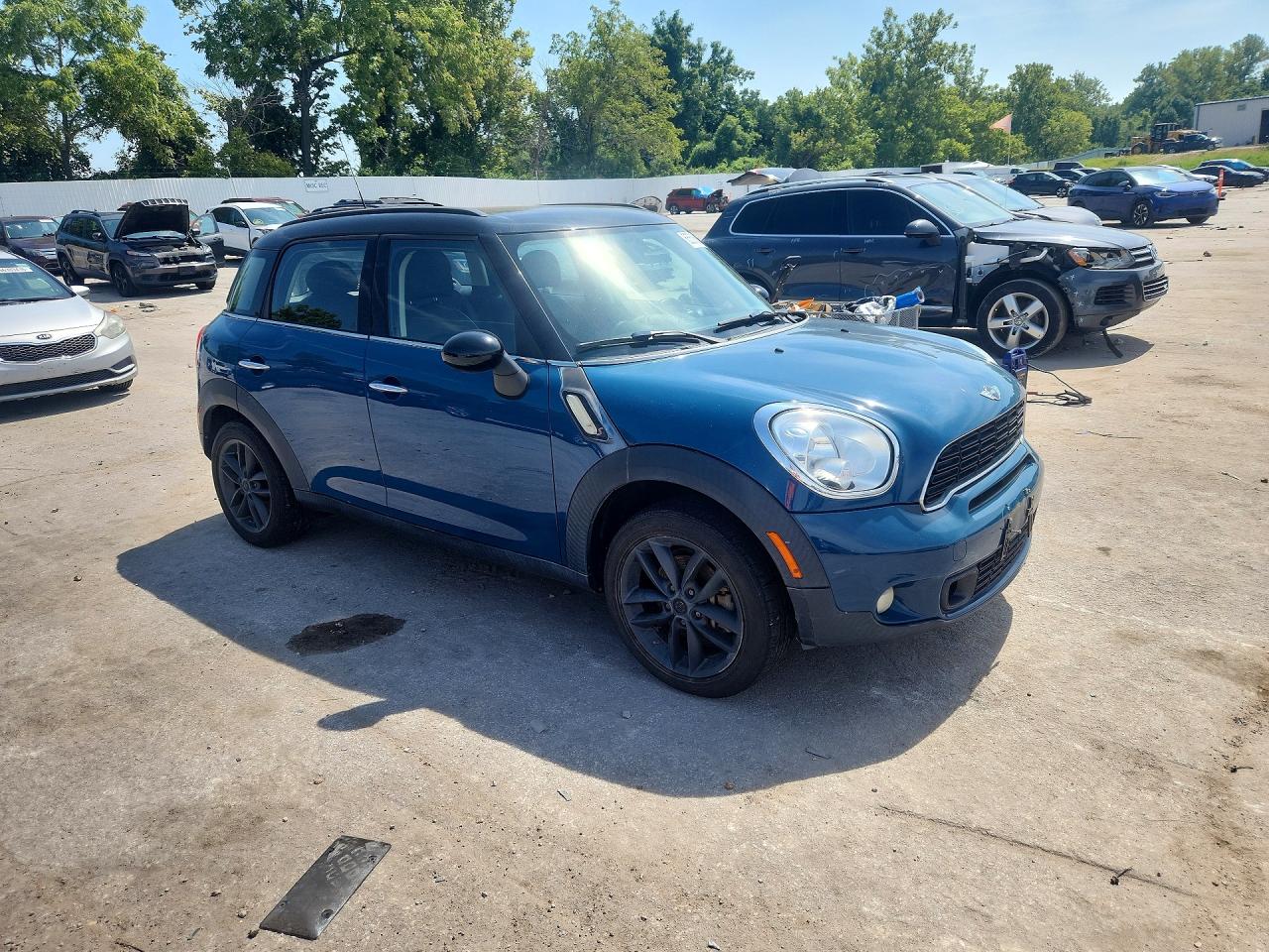 2012 Mini Cooper S Countryman Blue vin: WMWZC3C54CWL86475