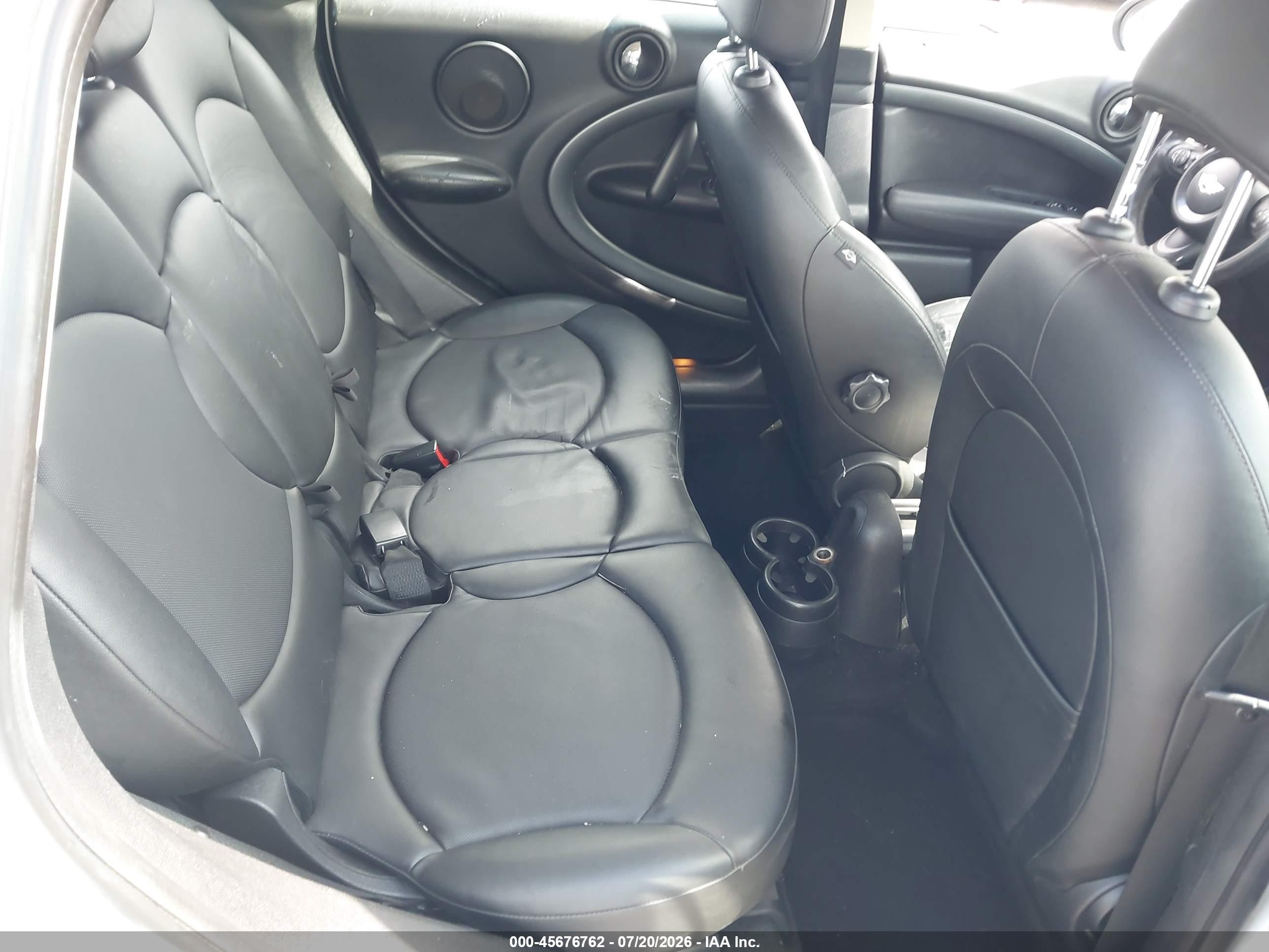2014 Mini Countryman Cooper S White vin: WMWZC3C55EWP29555