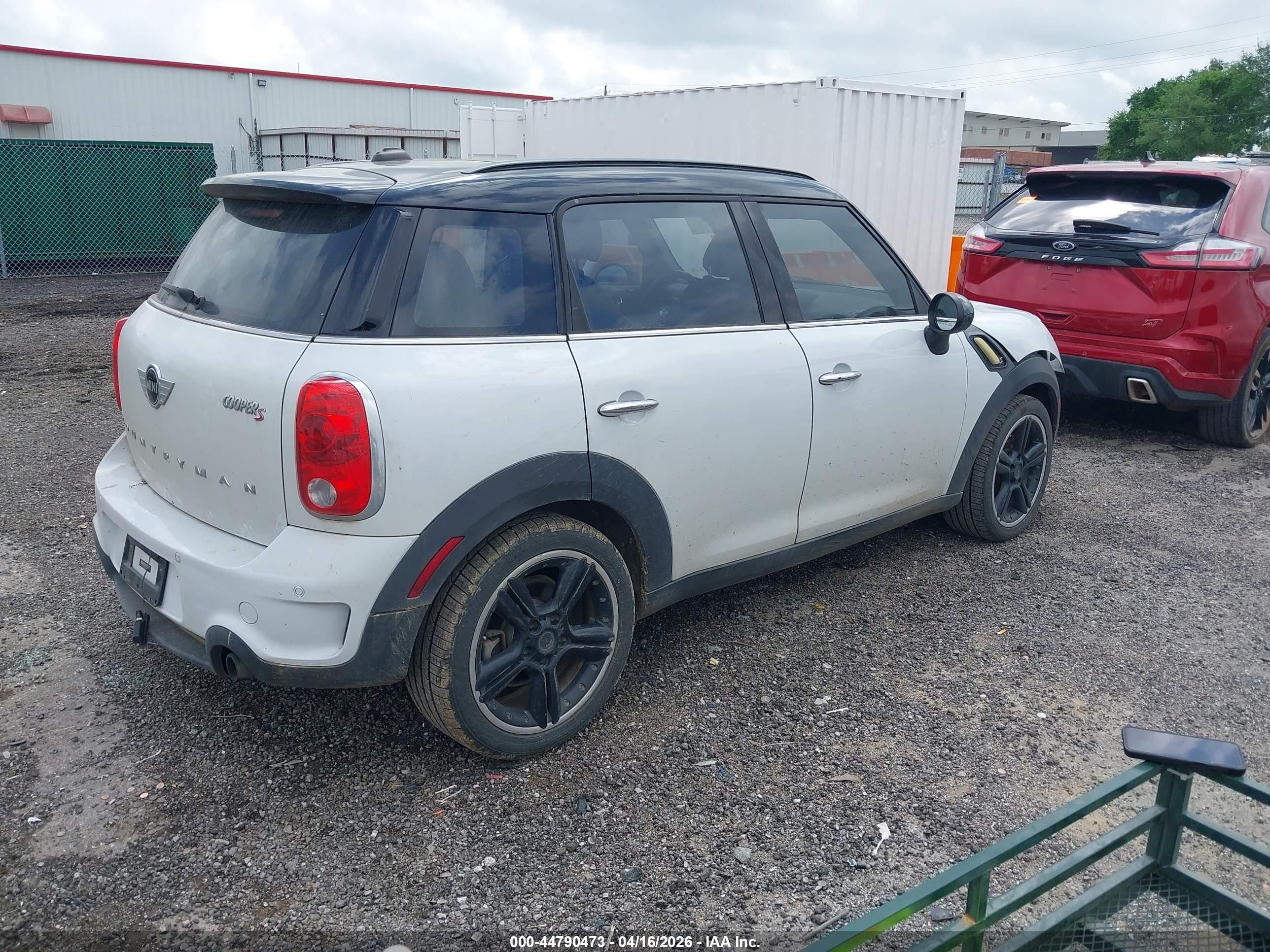 2015 Mini Countryman Cooper S White vin: WMWZC3C55FWT06413