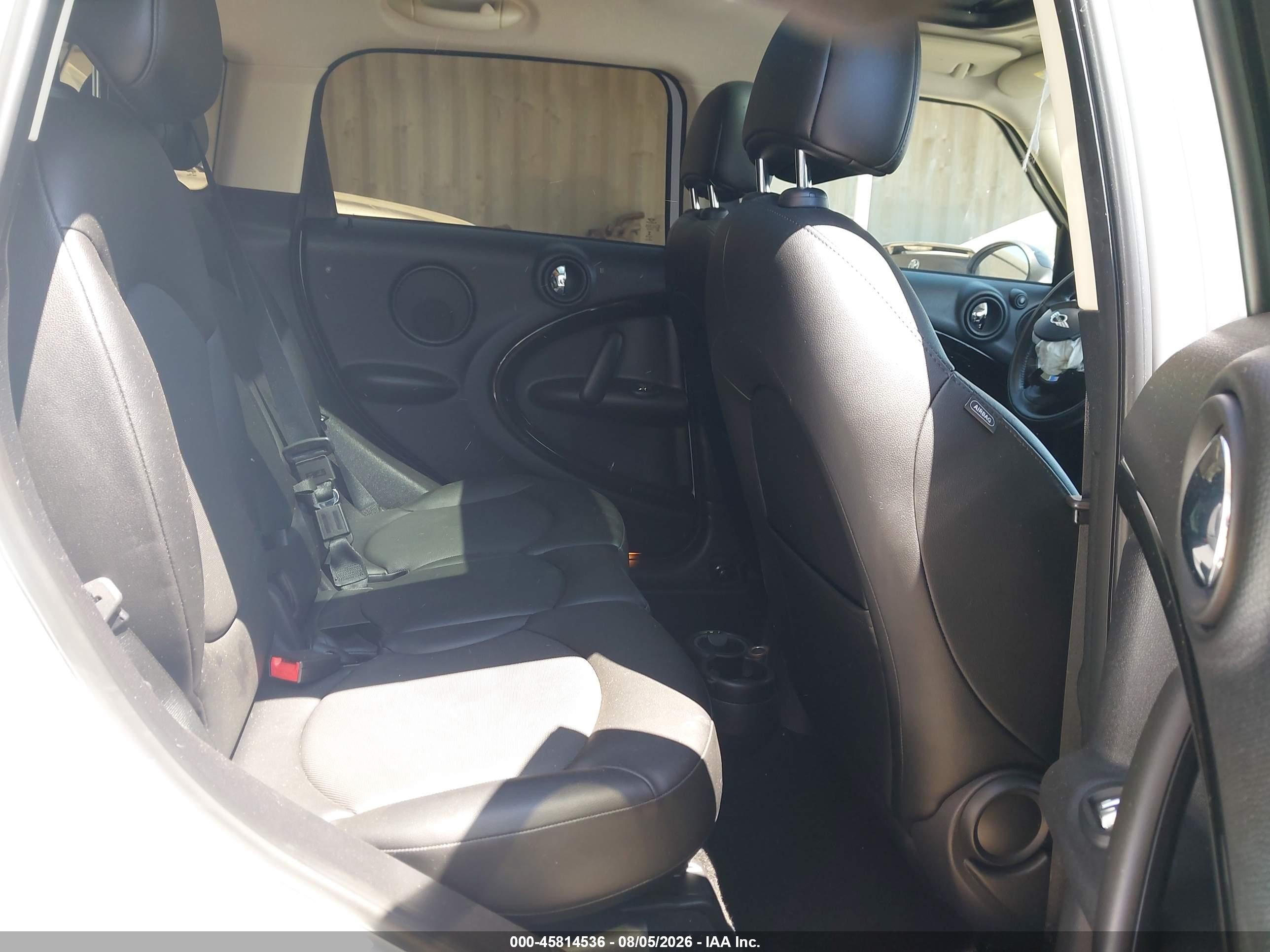 2015 Mini Countryman Cooper S White vin: WMWZC3C55FWT06654