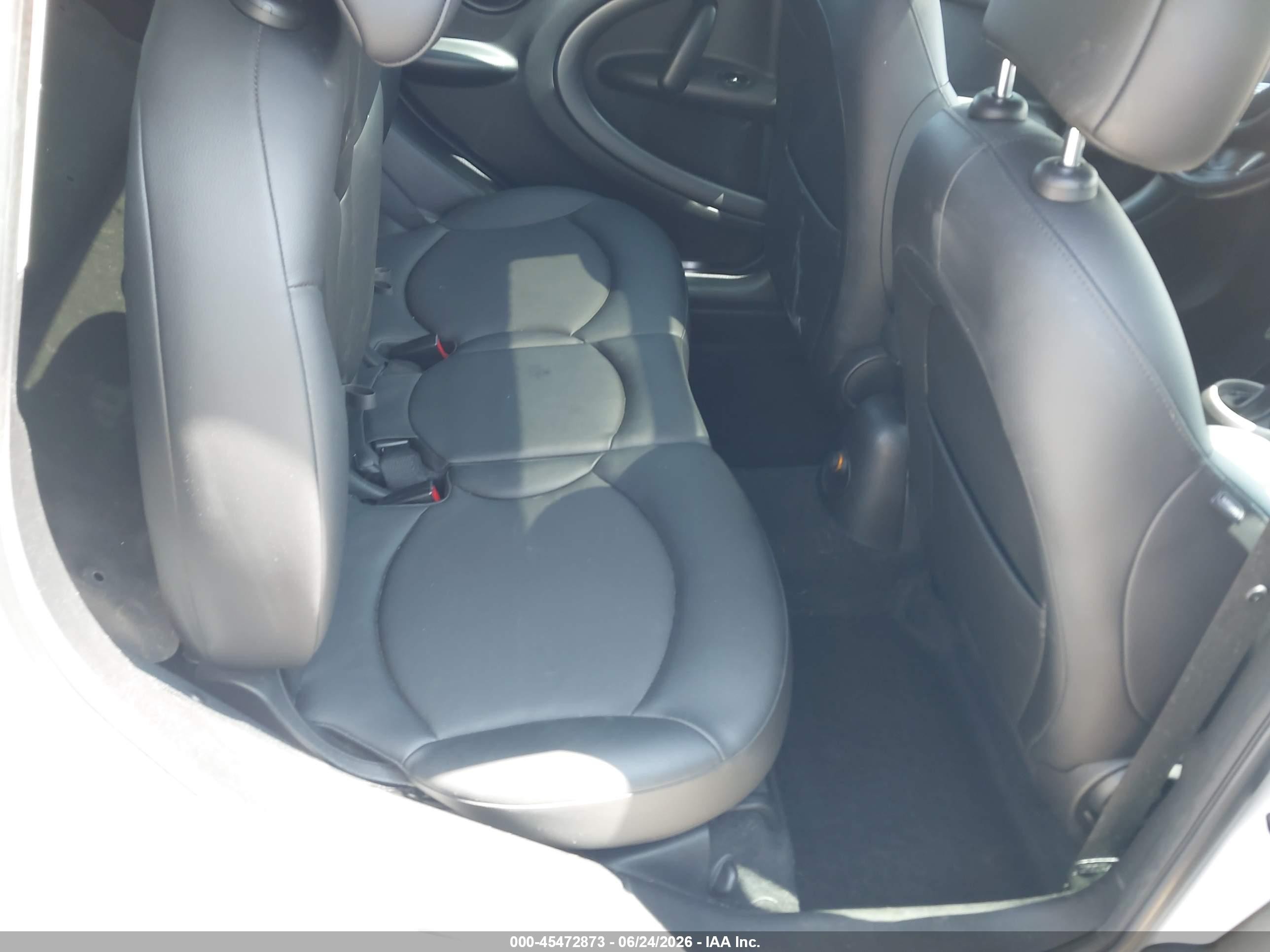 2012 Mini Cooper S Countryman   White vin: WMWZC3C56CWL84789