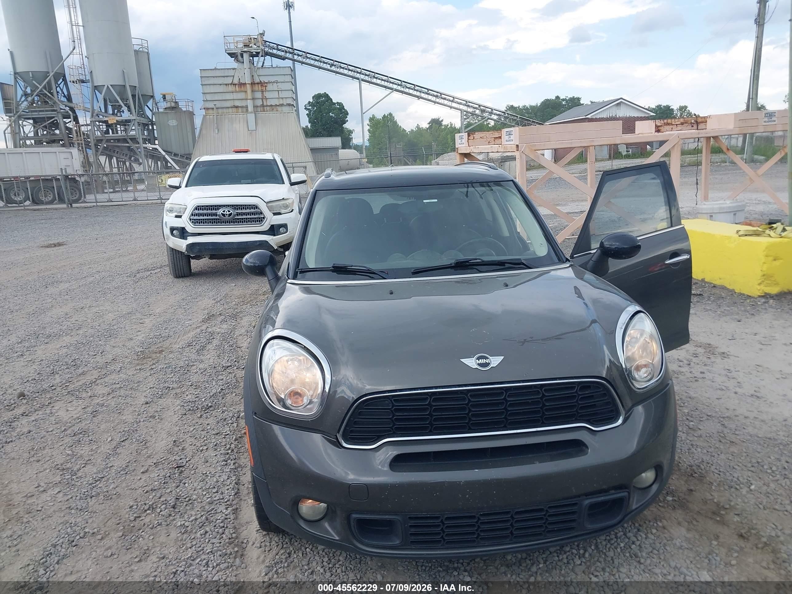 2012 Mini Cooper S Countryman   Gray vin: WMWZC3C56CWM28063