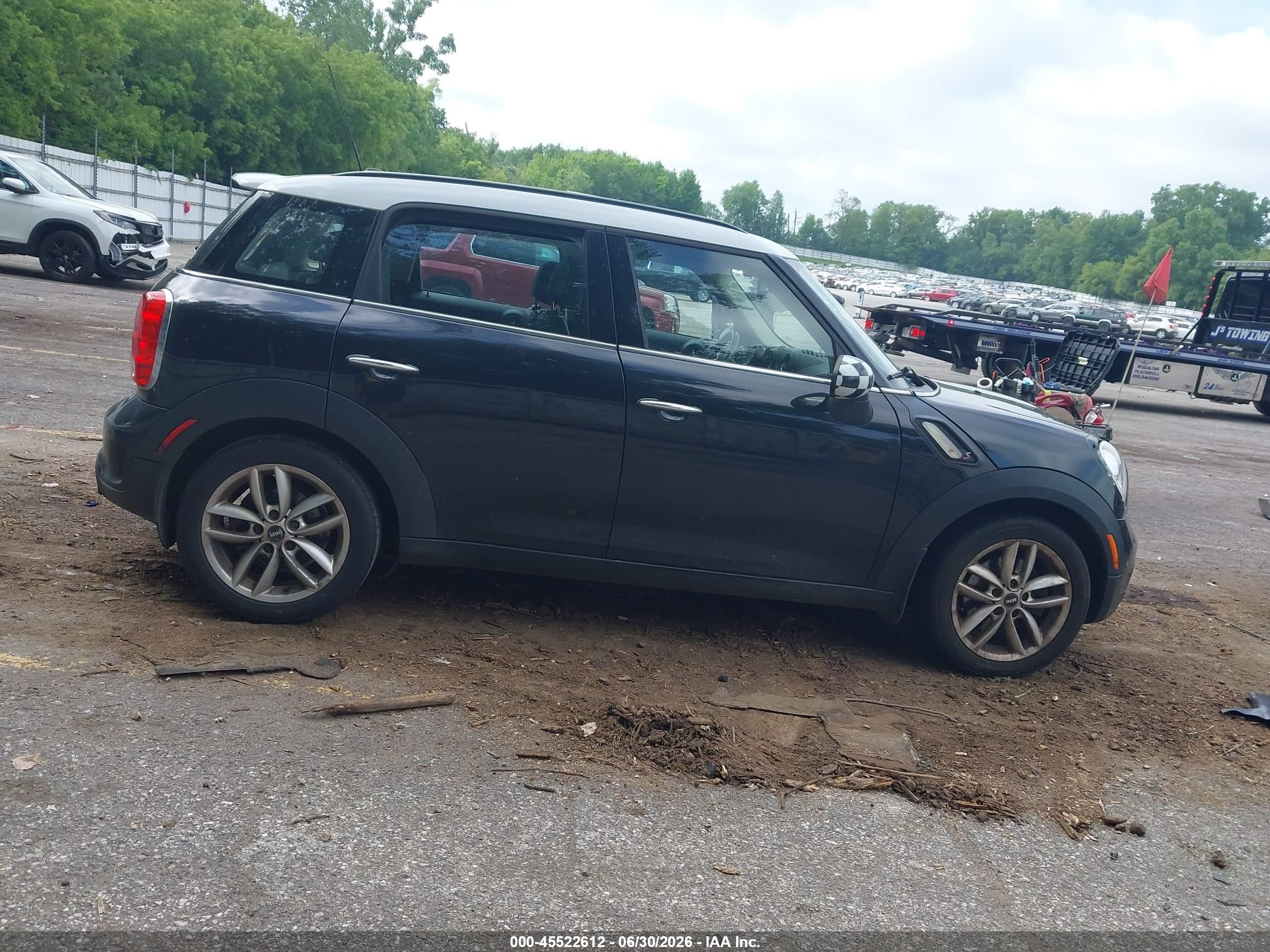 2013 Mini Countryman Cooper S Black vin: WMWZC3C56DWP23939