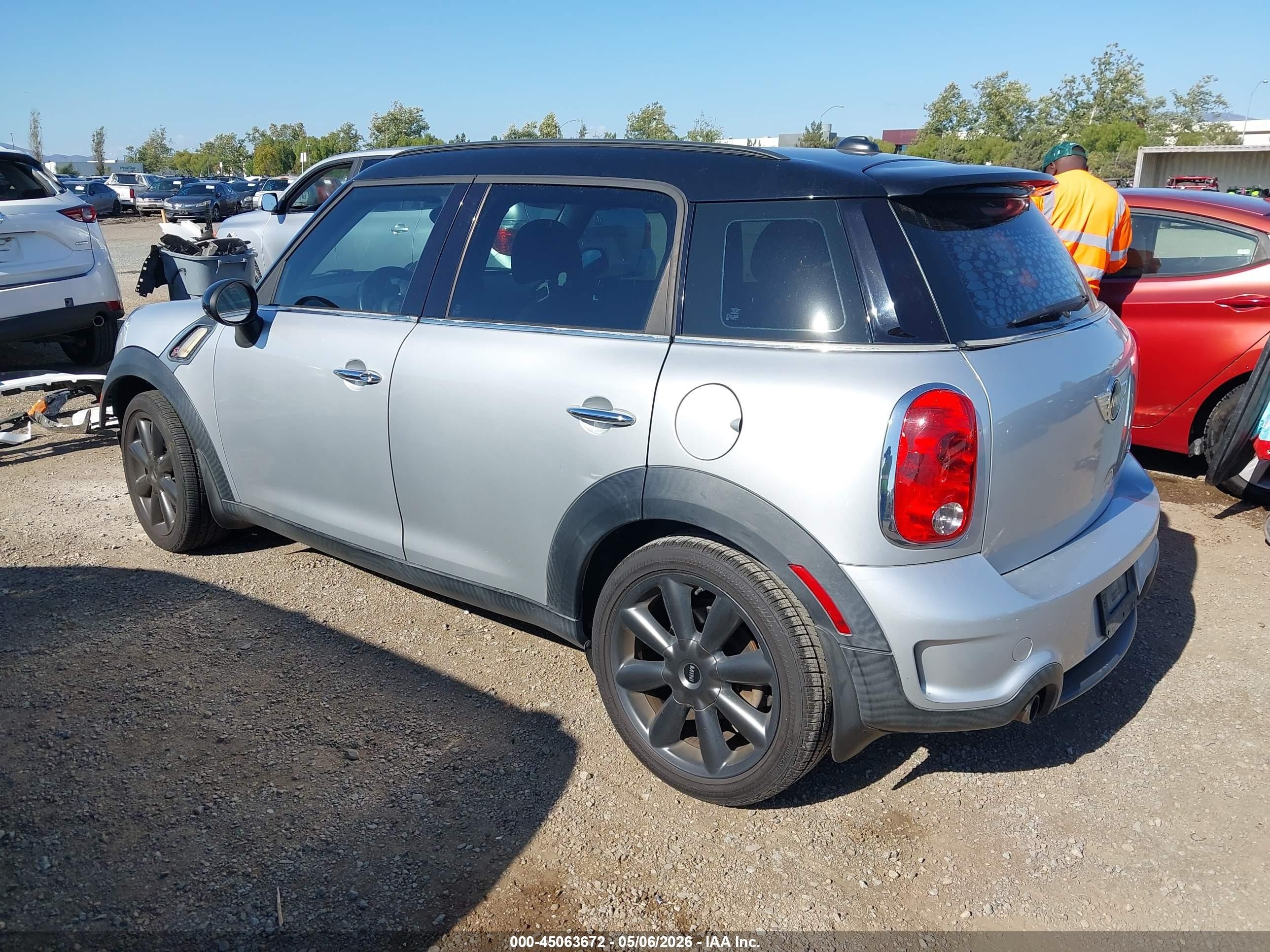 2012 Mini Cooper S Countryman   Silver vin: WMWZC3C57CWL87815