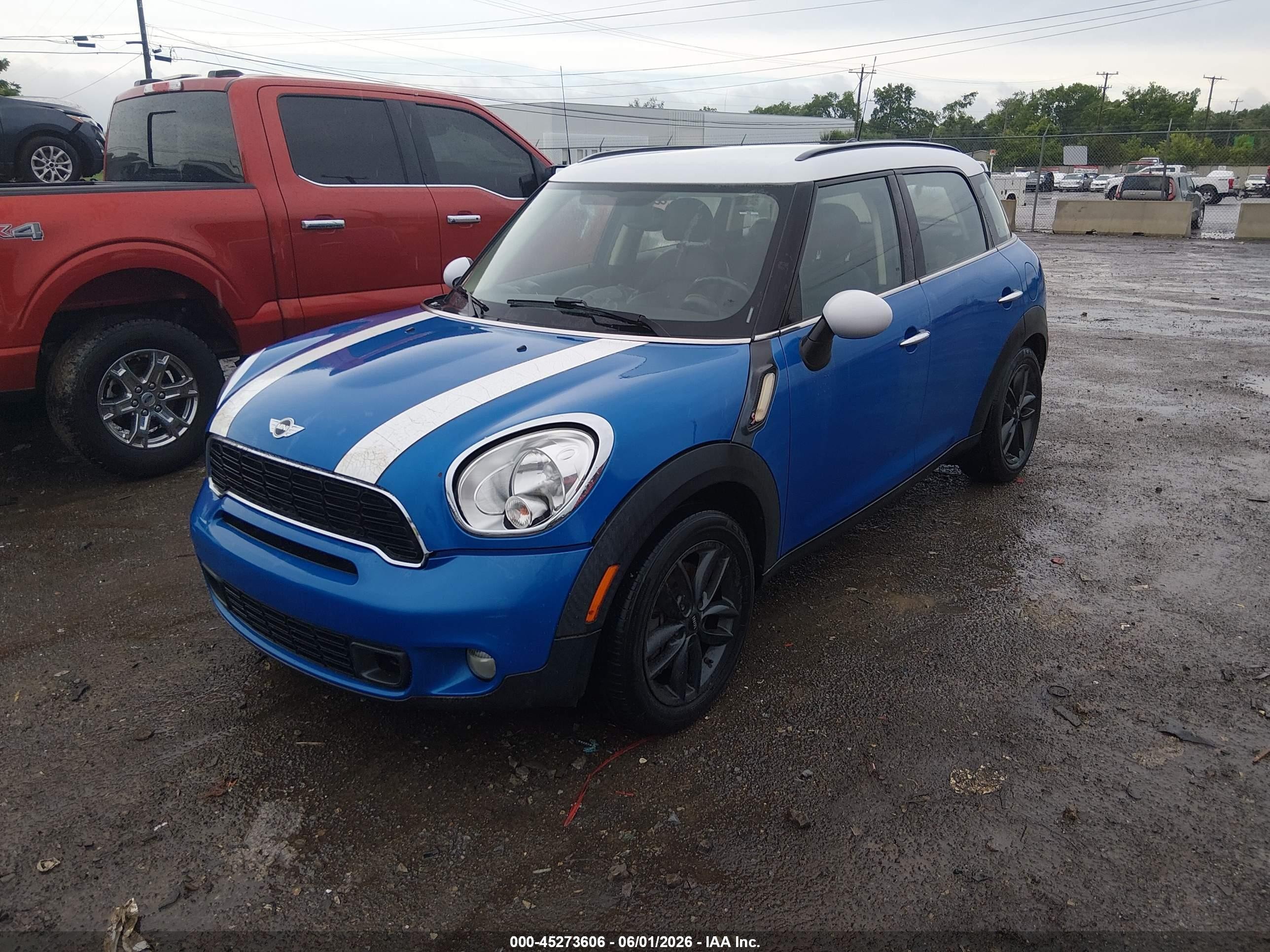 2013 Mini Countryman Cooper S Blue vin: WMWZC3C57DWM28350