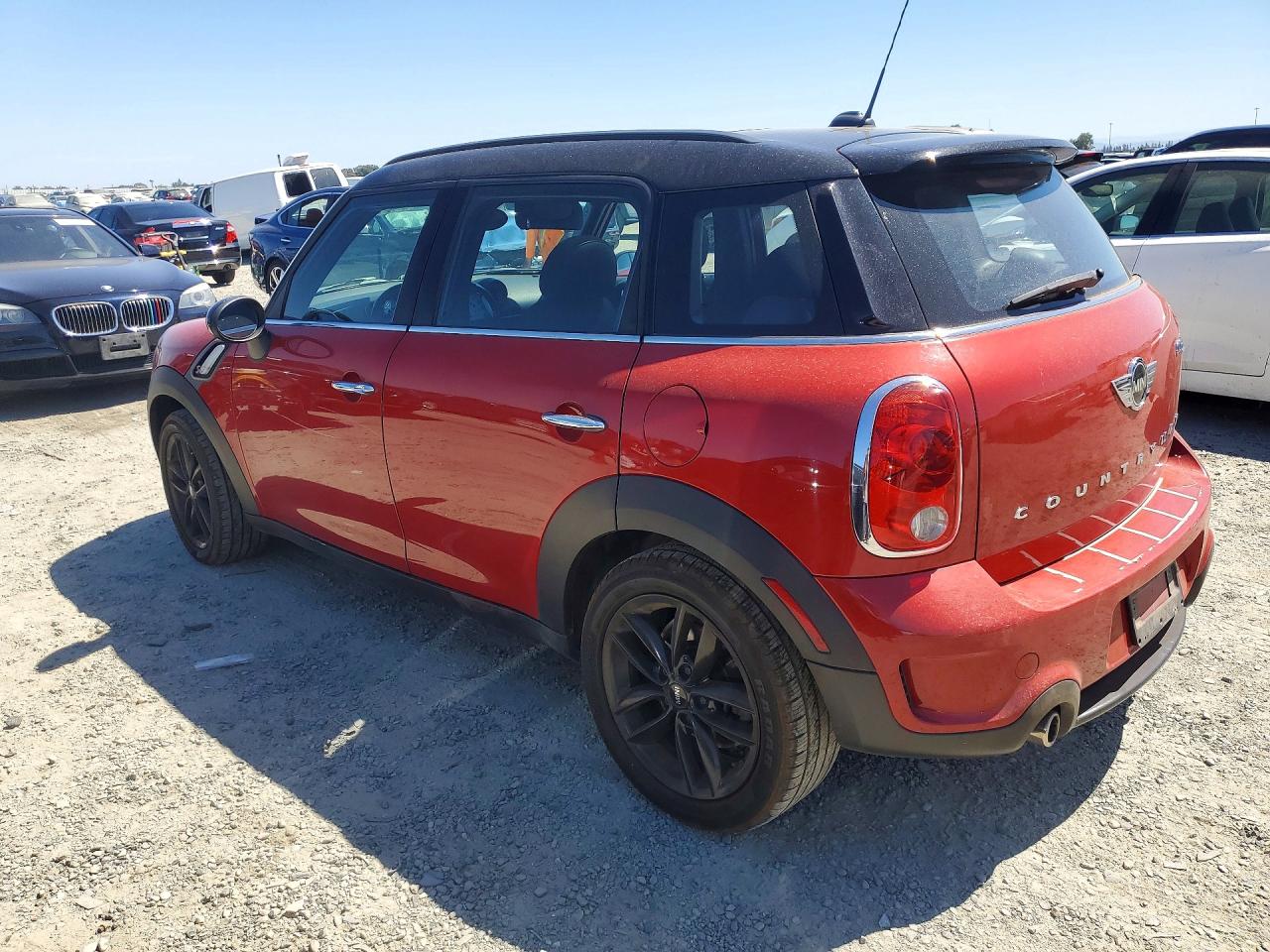 2014 Mini Cooper S Countryman Red vin: WMWZC3C57EWP25345