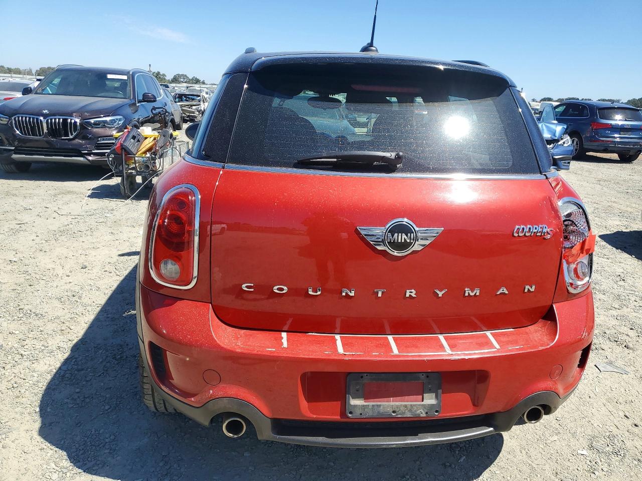 2014 Mini Cooper S Countryman Red vin: WMWZC3C57EWP25345