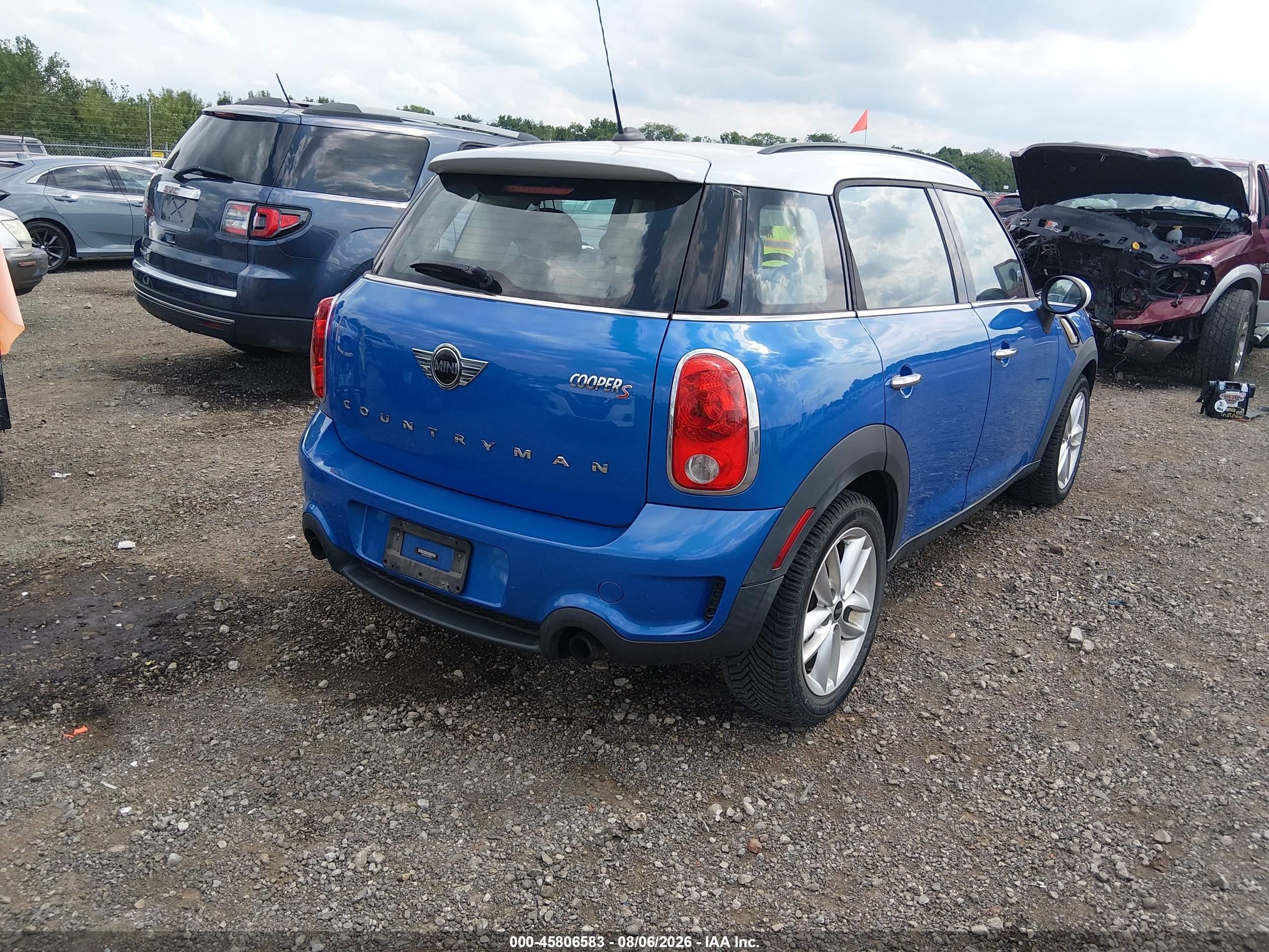 2014 Mini Countryman Cooper S Blue vin: WMWZC3C57EWP27421