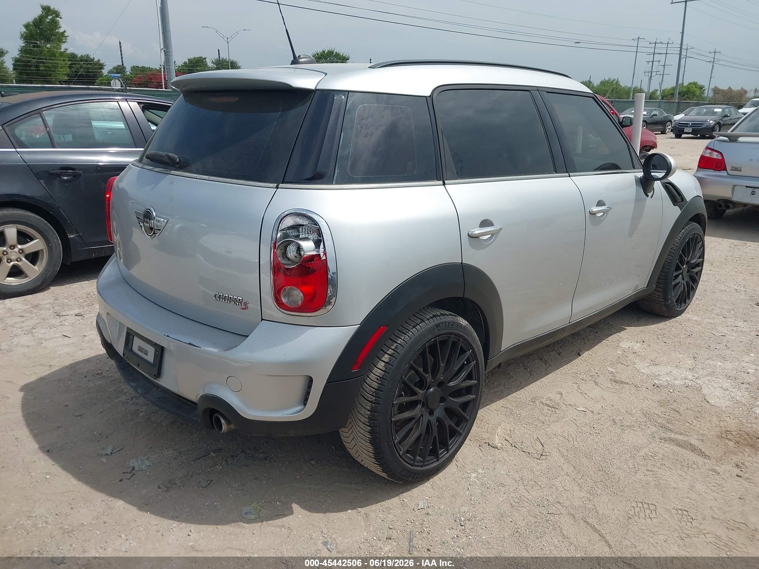 2012 Mini Cooper Countryman S Серебряный vin: WMWZC3C58CWL83823