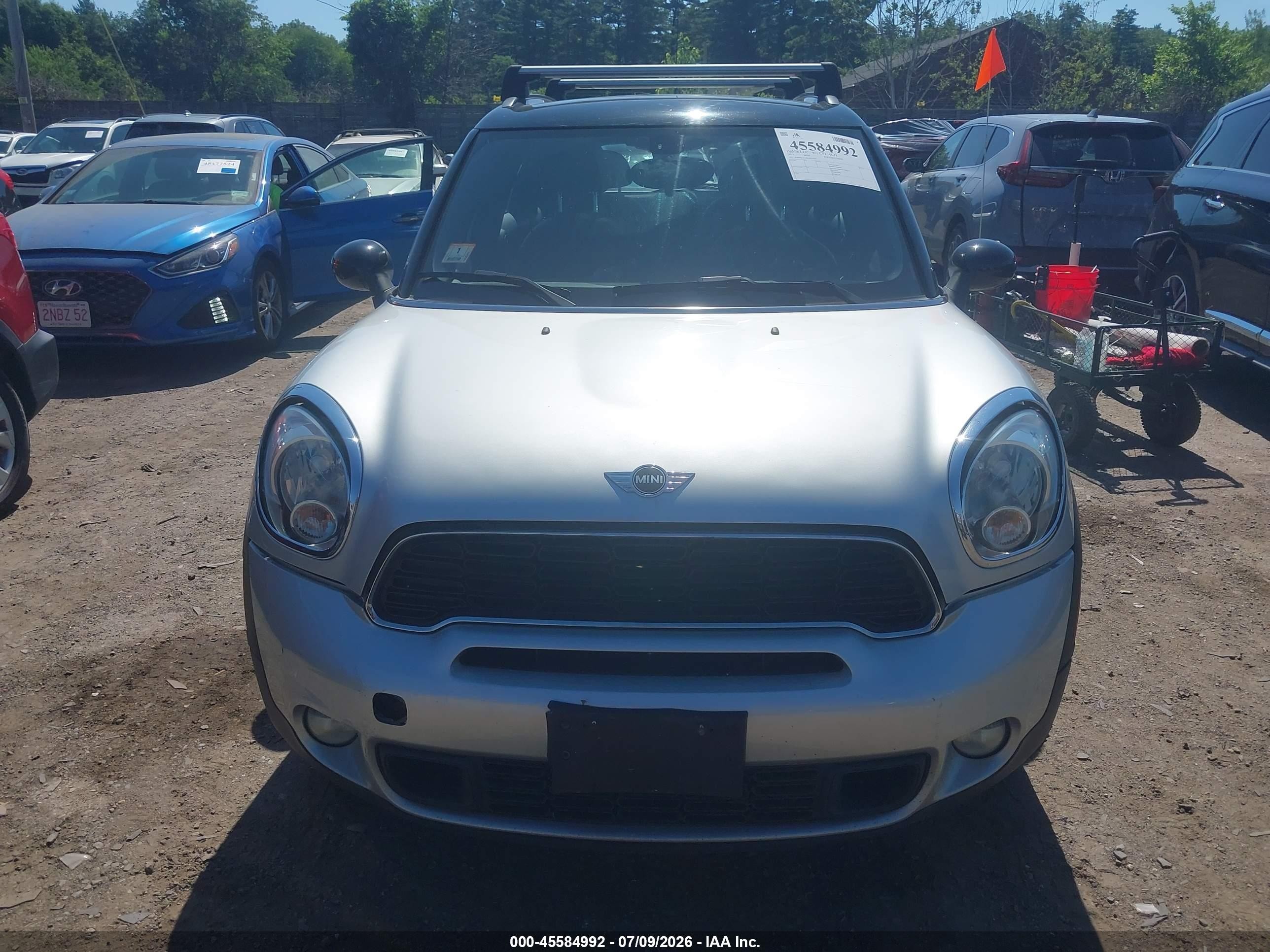 2014 Mini Countryman Cooper S Silver vin: WMWZC3C58EWP51954
