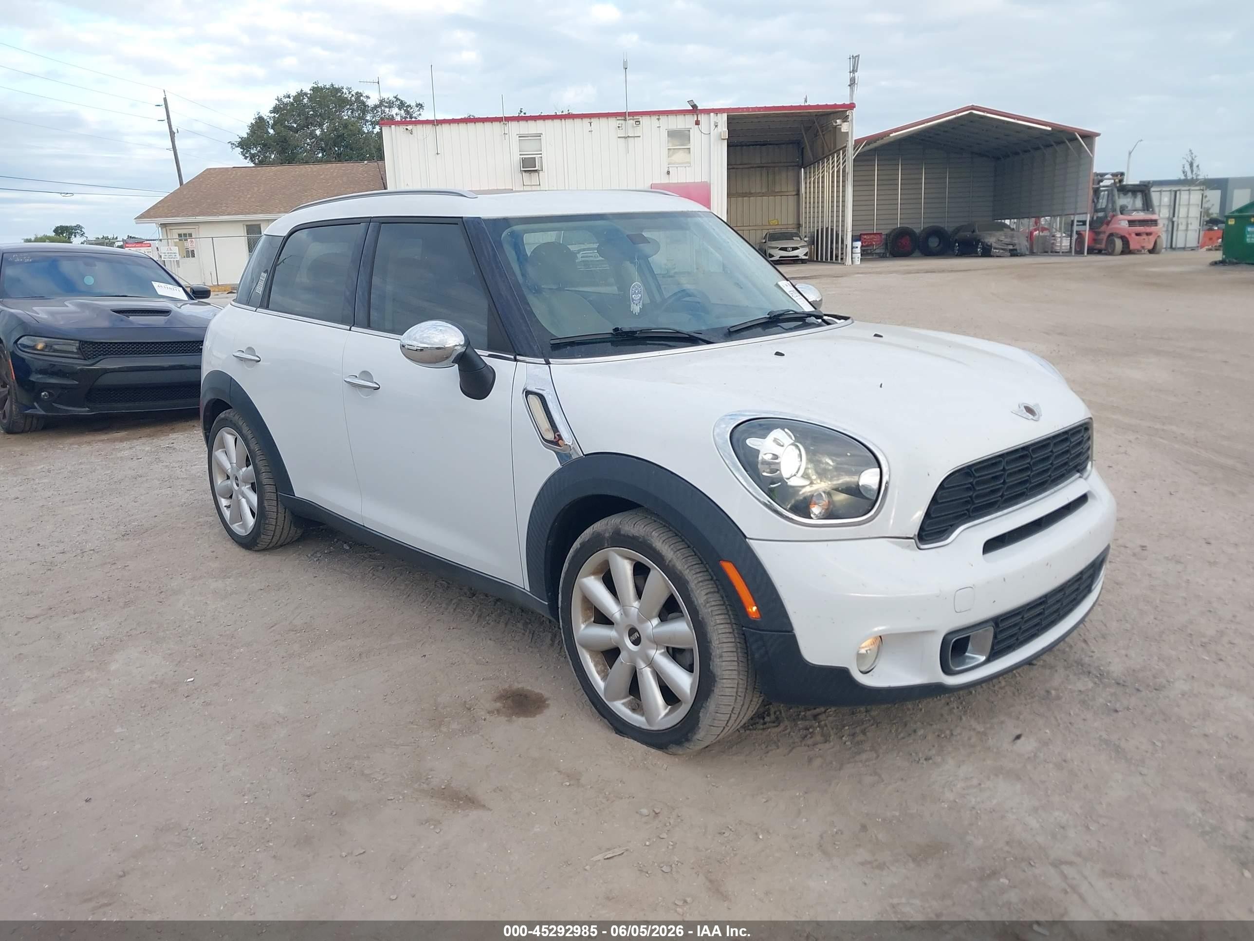 2014 Mini Countryman Cooper S Белый vin: WMWZC3C58EWT00555