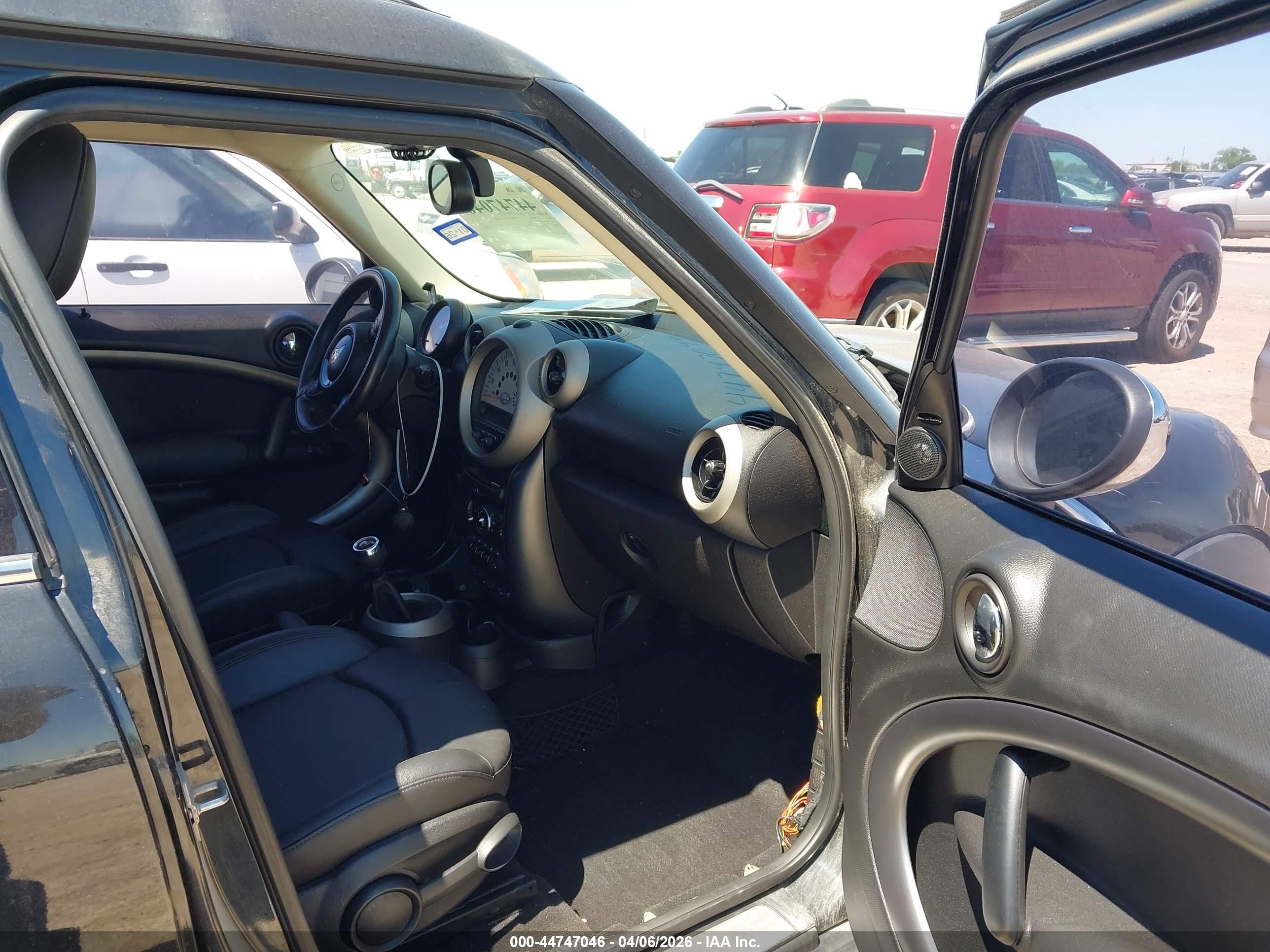 2011 Mini Cooper S Countryman   Черный vin: WMWZC3C59BWH98392