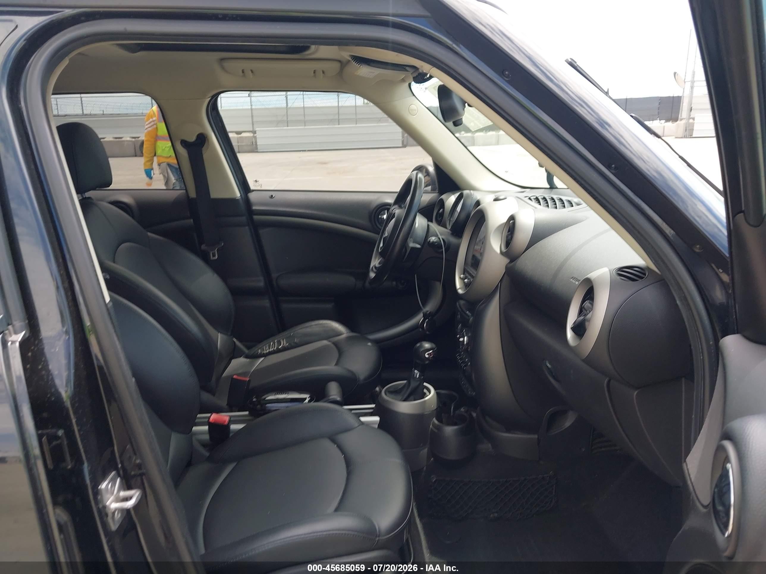 2012 Mini Cooper S Countryman   Black vin: WMWZC3C59CWL84799
