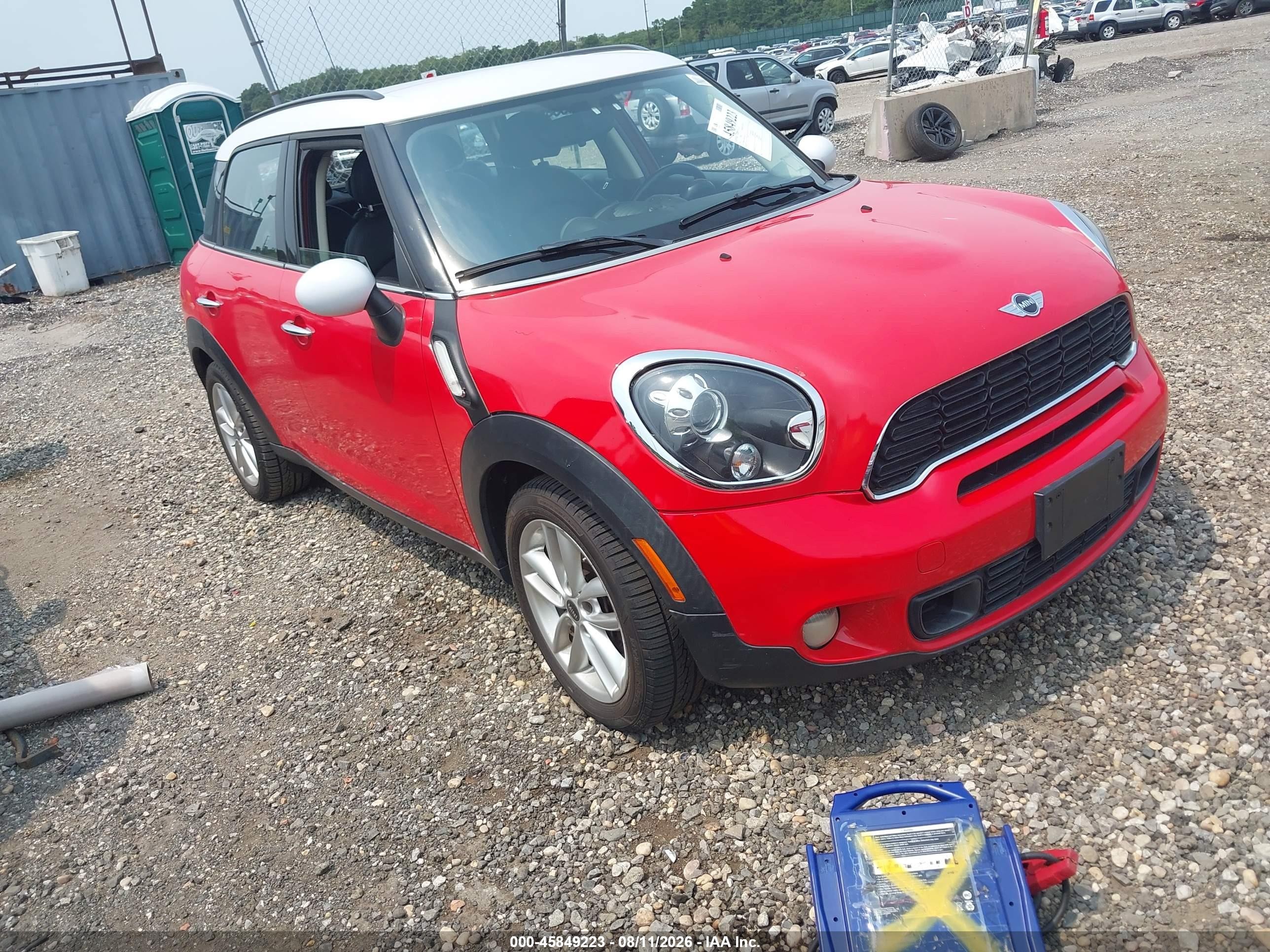 2012 Mini Cooper S Countryman   Red vin: WMWZC3C59CWL86715