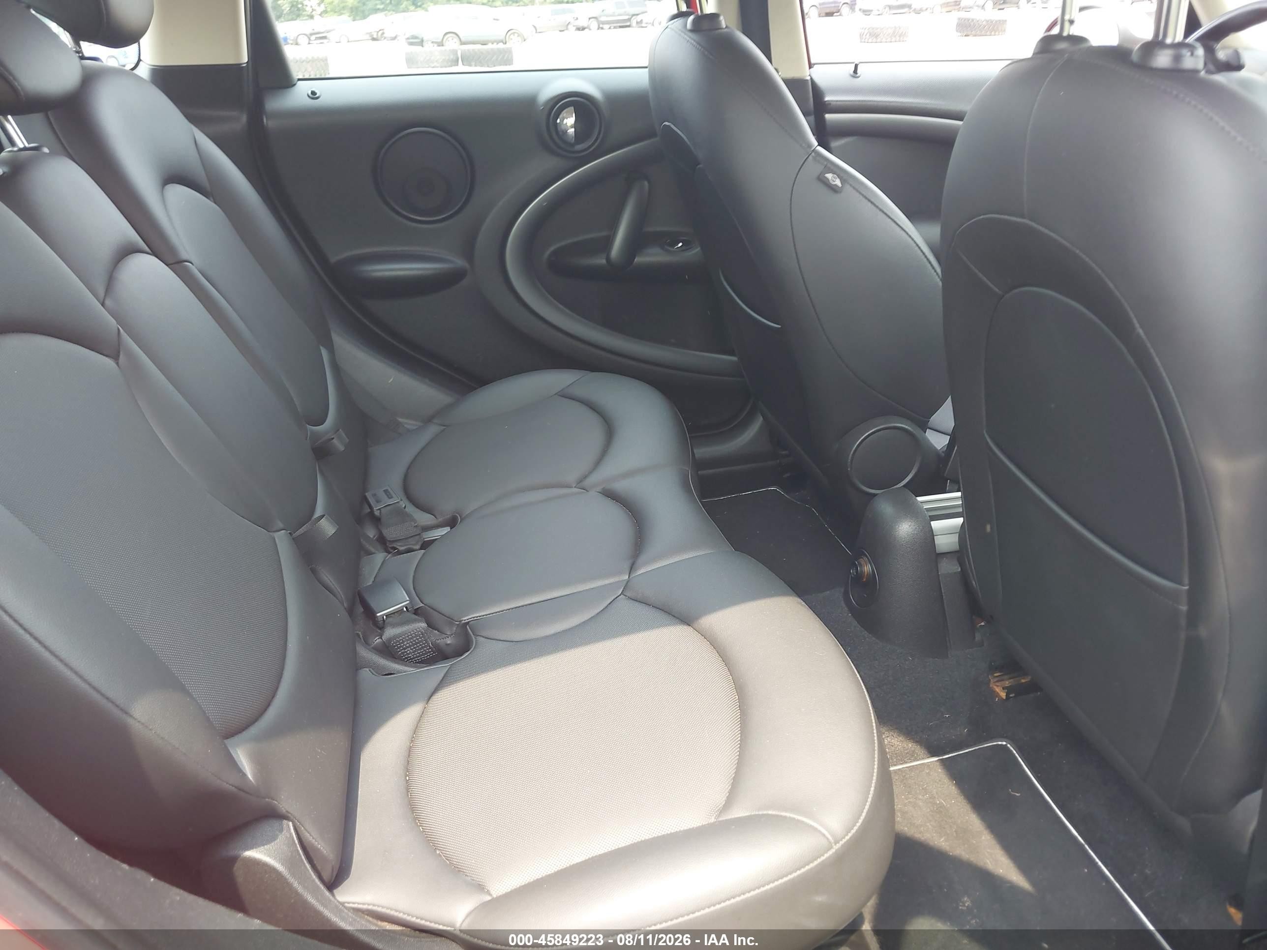 2012 Mini Cooper S Countryman   Red vin: WMWZC3C59CWL86715