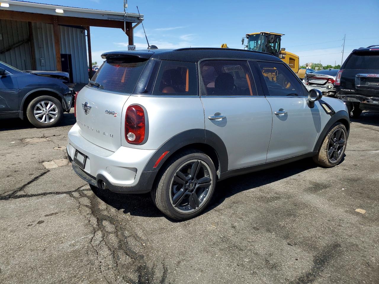 2015 Mini Cooper S Countryman Silver vin: WMWZC3C59FWT01442
