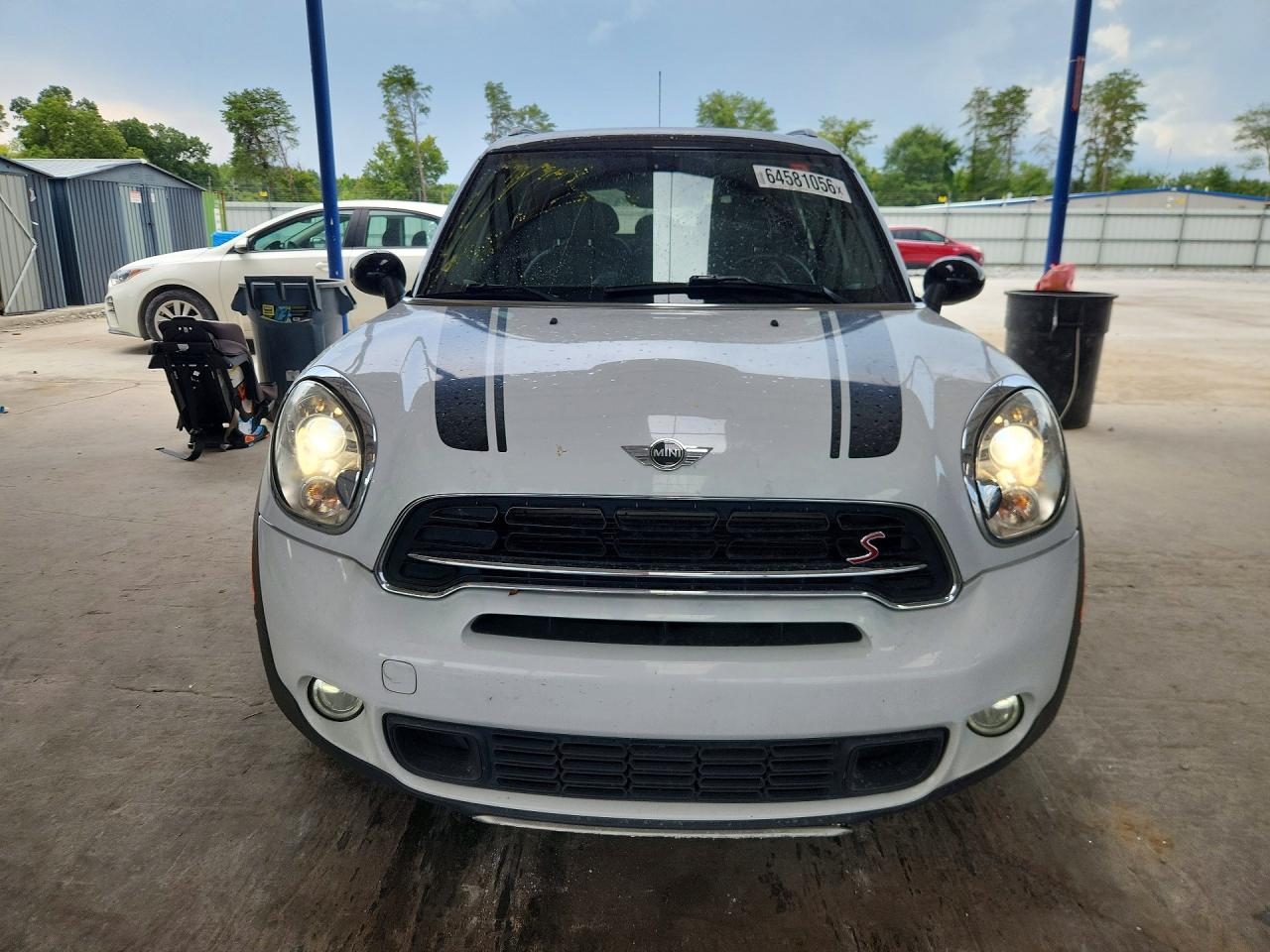 2015 Mini Cooper S Countryman White vin: WMWZC3C5XFWT03264