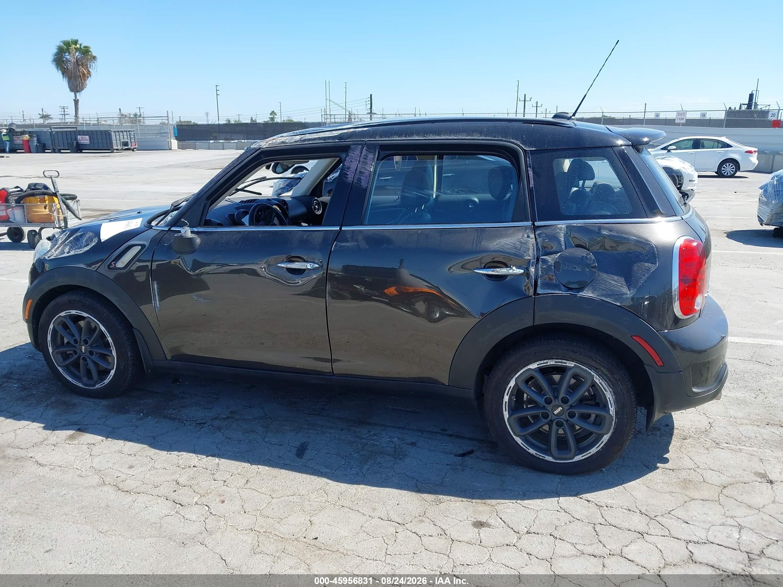 2015 Mini Countryman Cooper S Black vin: WMWZC3C5XFWT04317