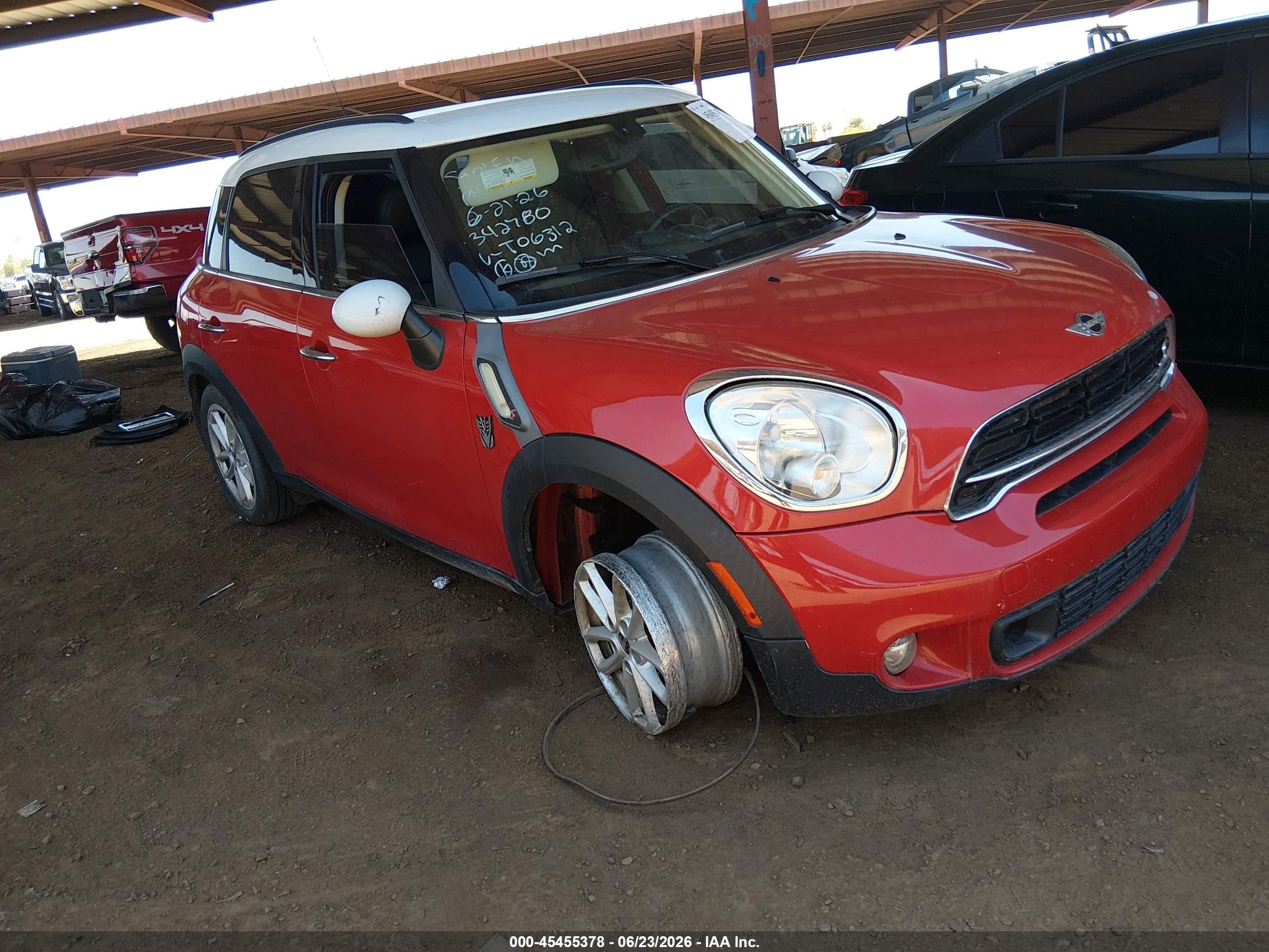 2015 Mini Countryman Cooper S Red vin: WMWZC3C5XFWT06312