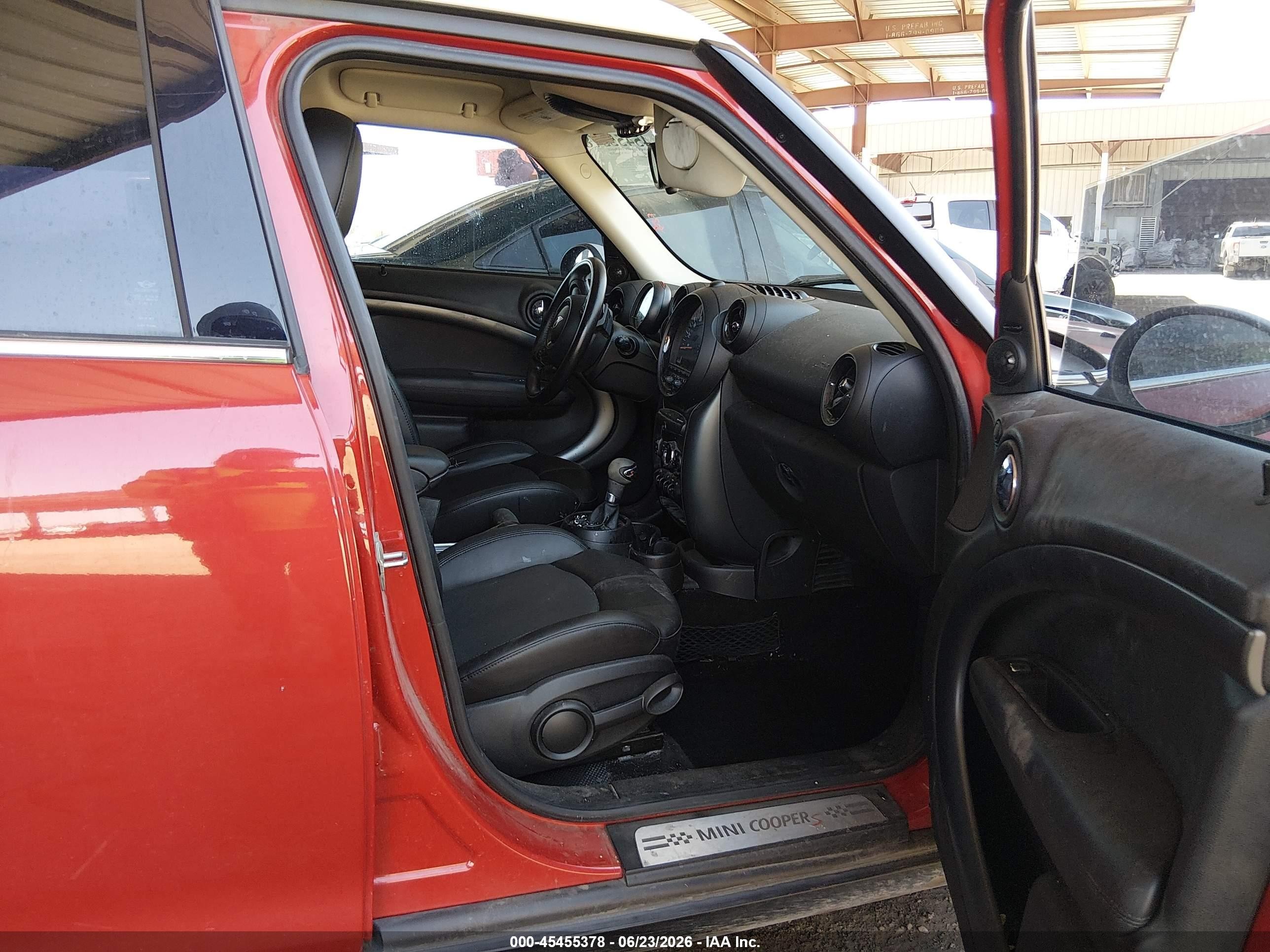2015 Mini Countryman Cooper S Красный vin: WMWZC3C5XFWT06312