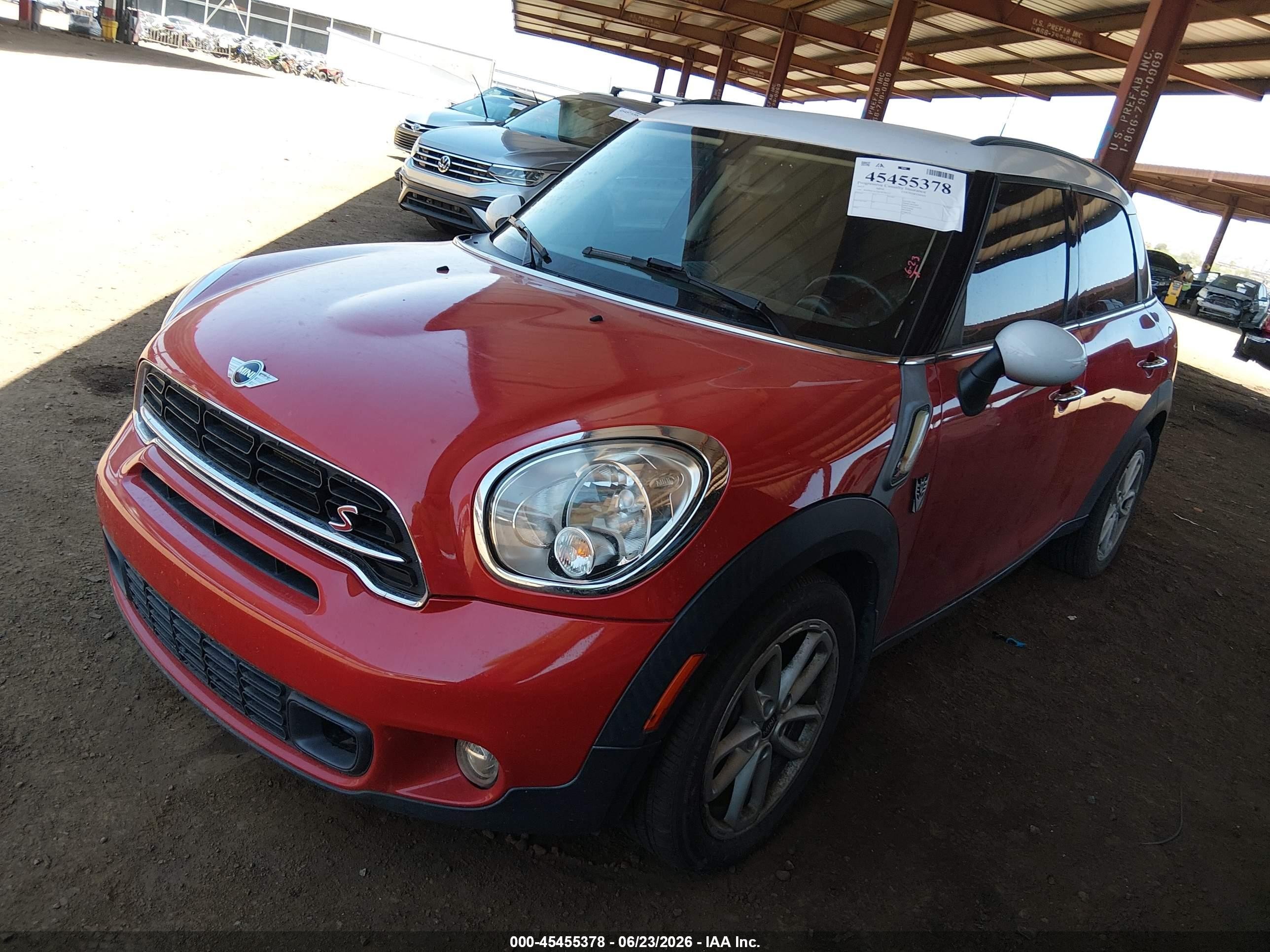 2015 Mini Countryman Cooper S Красный vin: WMWZC3C5XFWT06312