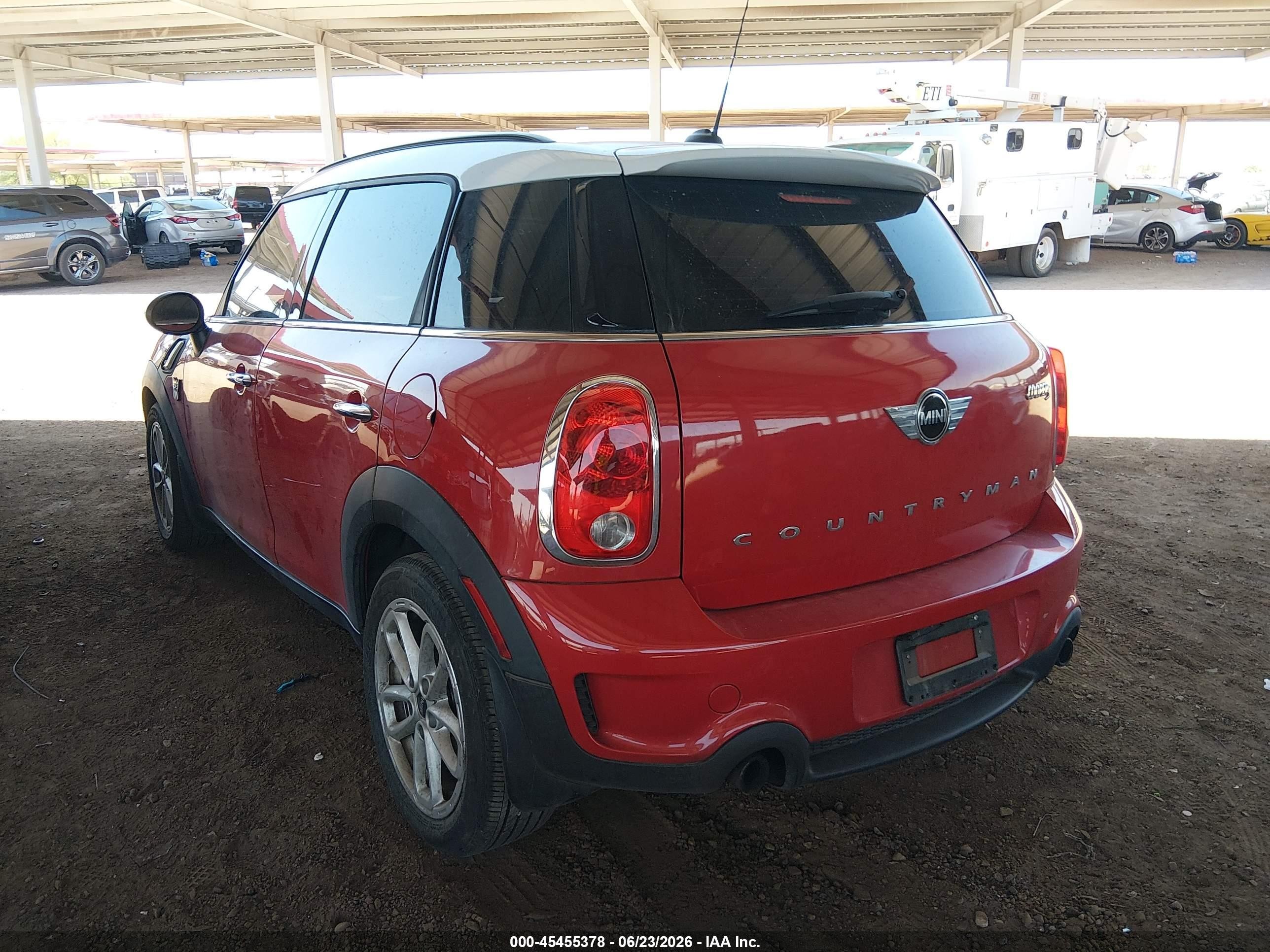 2015 Mini Countryman Cooper S Красный vin: WMWZC3C5XFWT06312