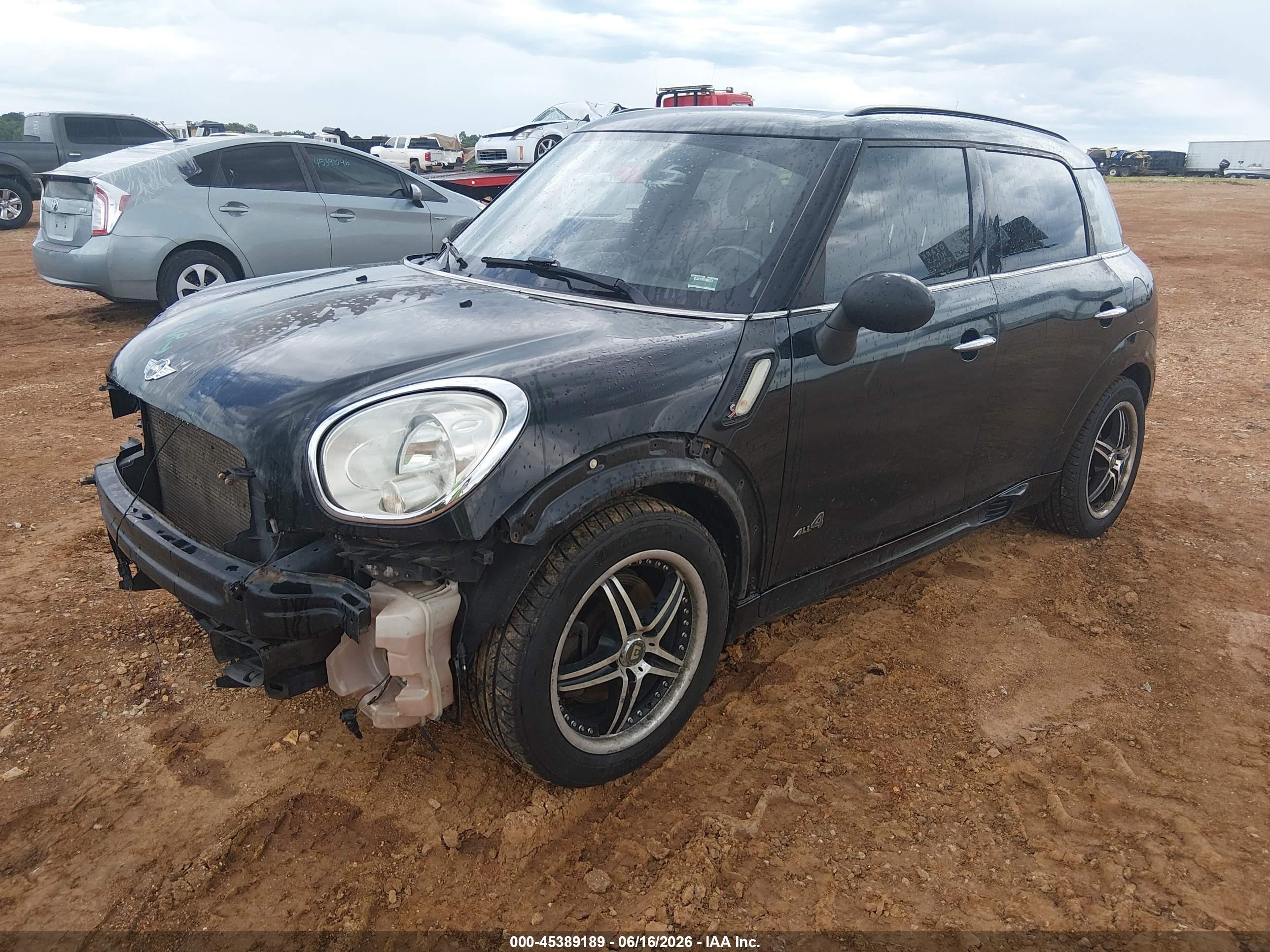 2011 Mini Cooper S Countryman   Black vin: WMWZC5C50BWM10751