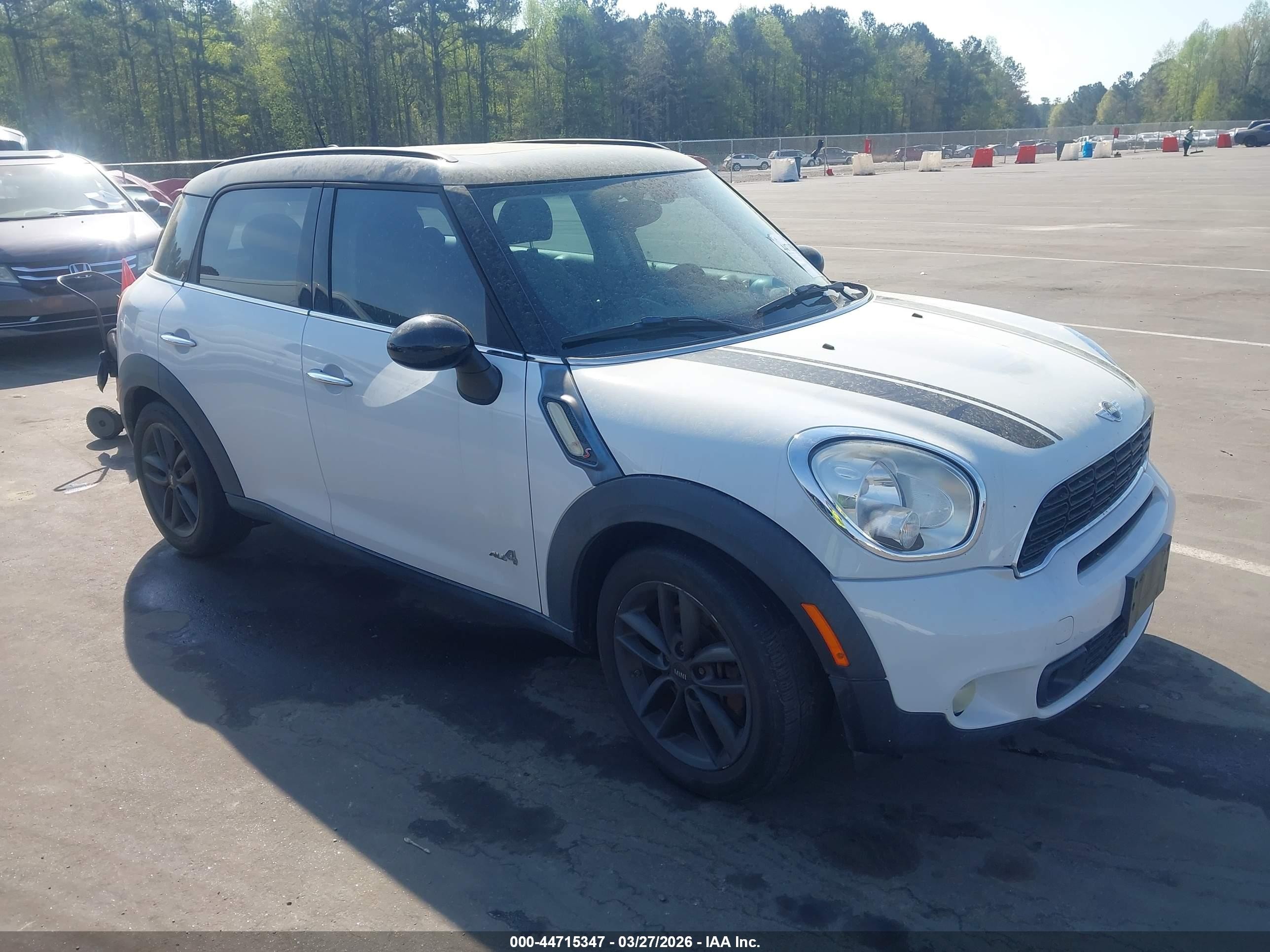 2014 Mini Countryman Cooper S White vin: WMWZC5C50EWP36974