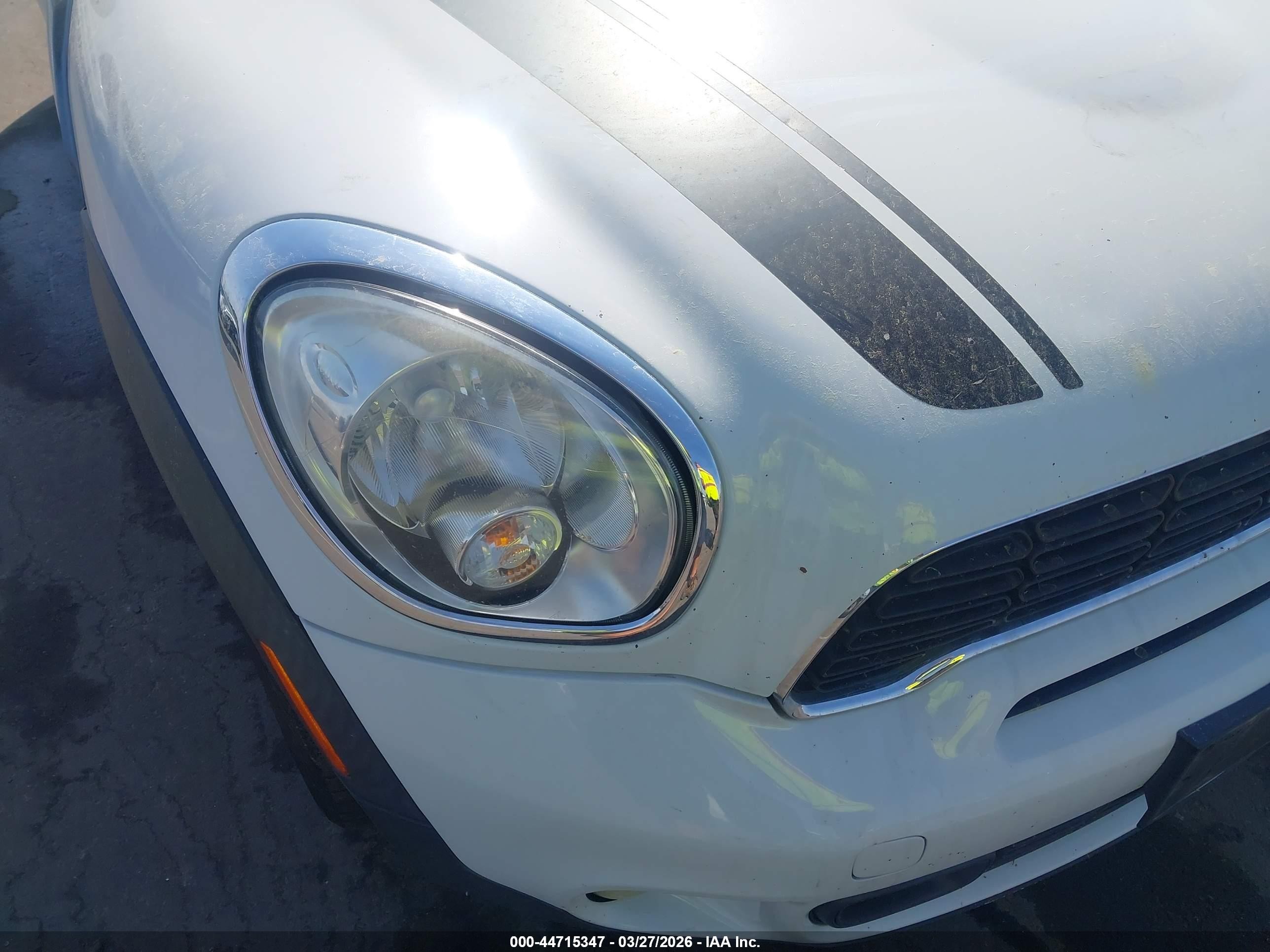 2014 Mini Countryman Cooper S White vin: WMWZC5C50EWP36974